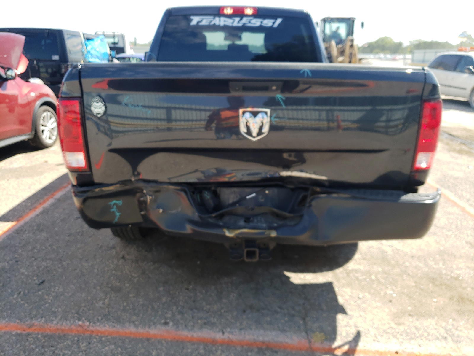Photo 9 from auction – 2018 RAM 1500 ST with VIN 1C6RR6FT3JS131678