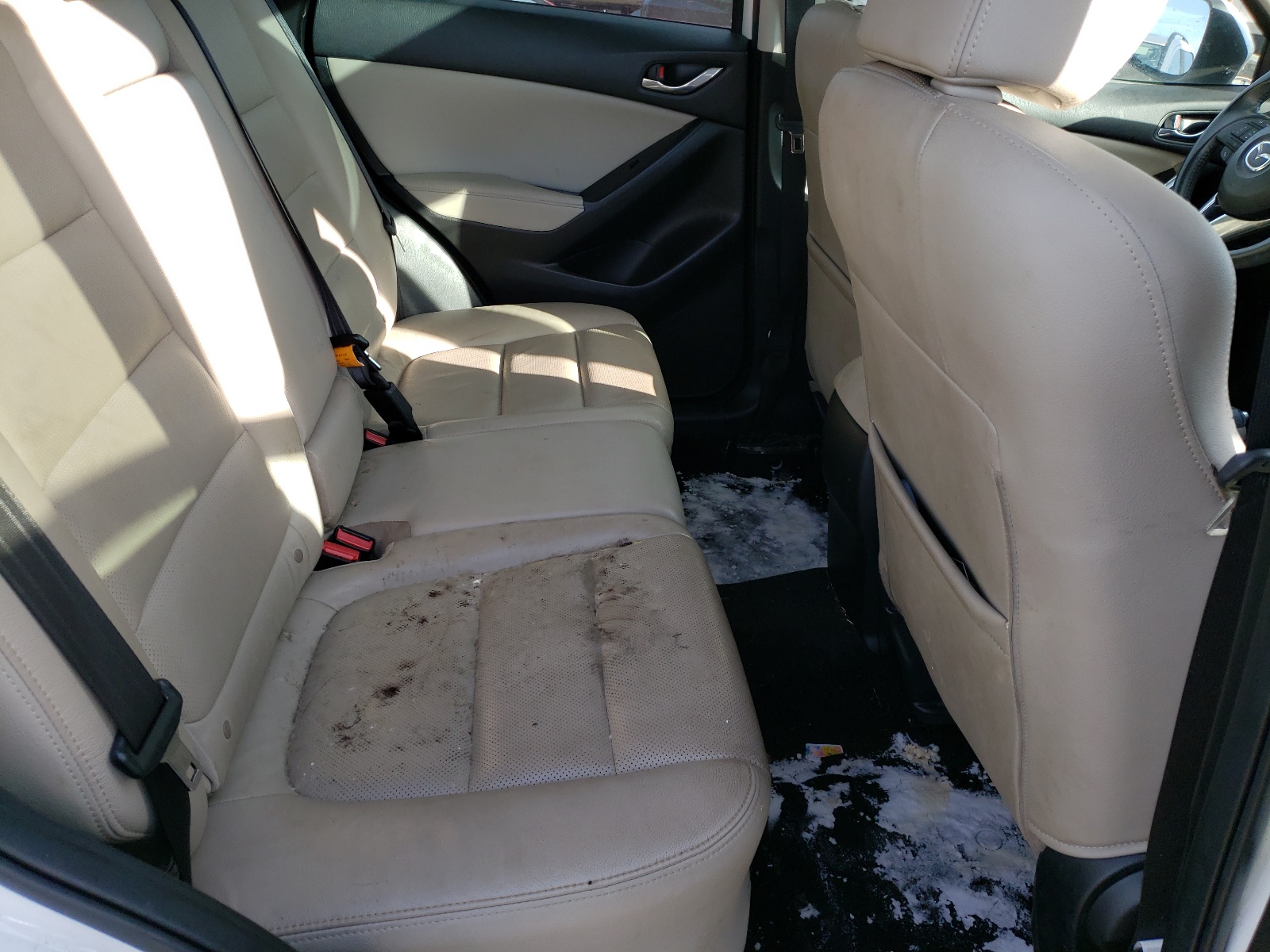 Photo 6 from auction – 2014 MAZDA CX-5 GT with VIN JM3KE2DY0E0329589