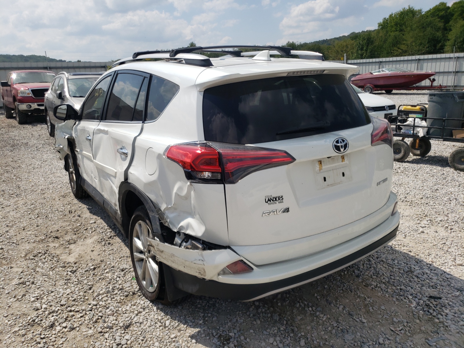 Photo 3 from auction – 2018 TOYOTA RAV4 LIMIT with VIN 2T3YFREV4JW444053