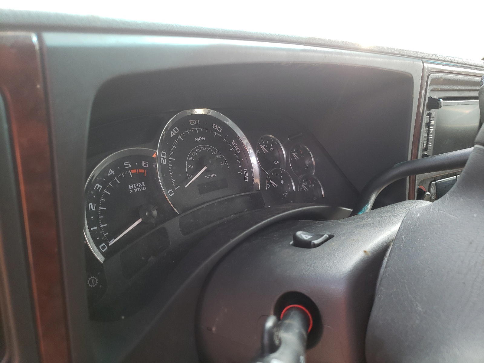 Photo 8 from auction – 2005 CADILLAC ESCALADE E with VIN 3GYFK66N55G268906