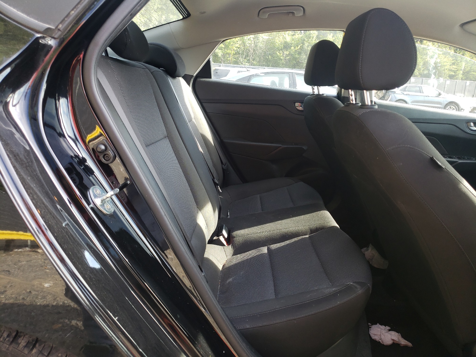 Photo 6 from auction – 2019 HYUNDAI ACCENT SE with VIN 3KPC24A32KE043109