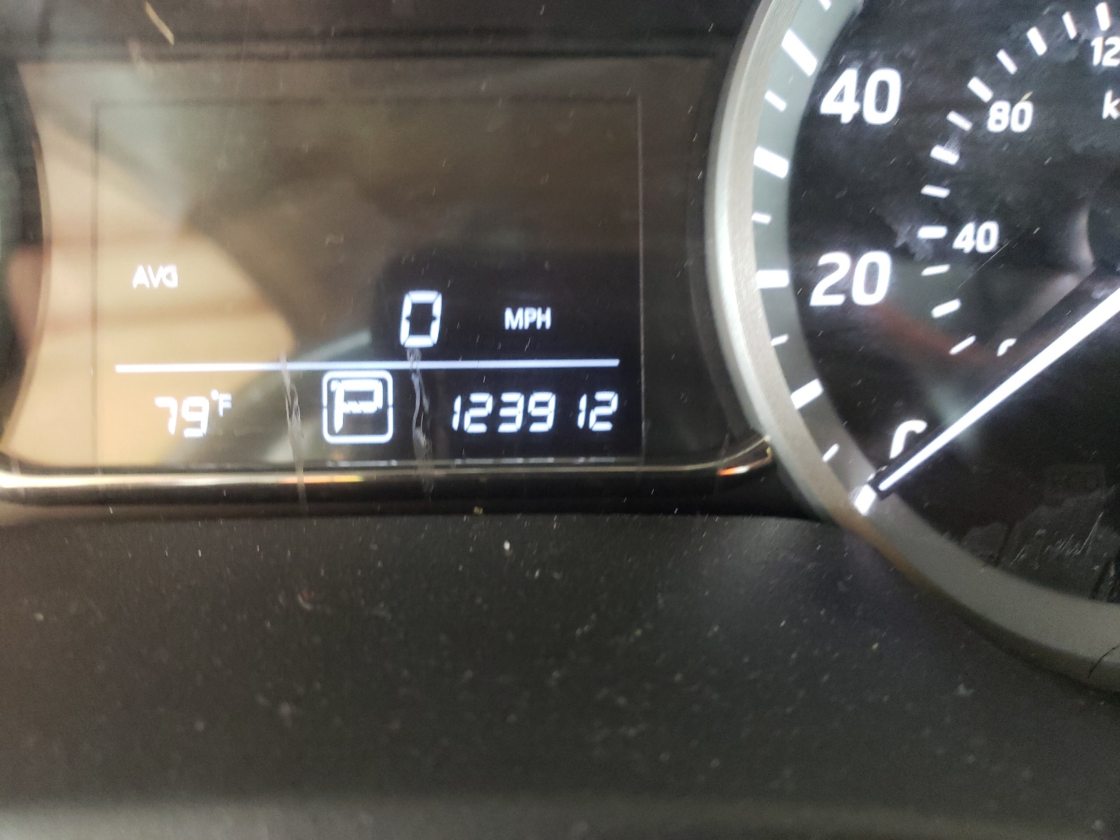 Photo 8 from auction – 2013 NISSAN SENTRA S with VIN 3N1AB7AP1DL684491