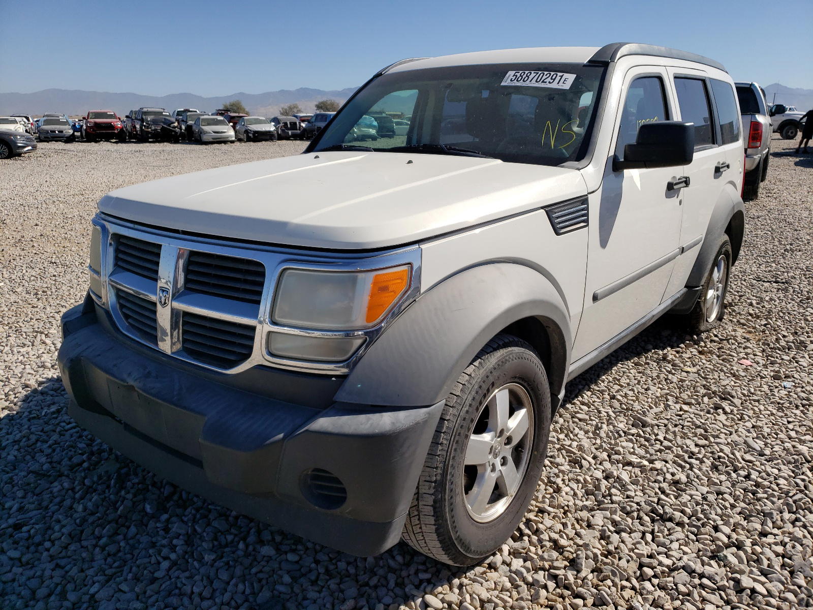 Photo 2 from auction – 2007 DODGE NITRO SXT with VIN 1D8GT28K17W596669