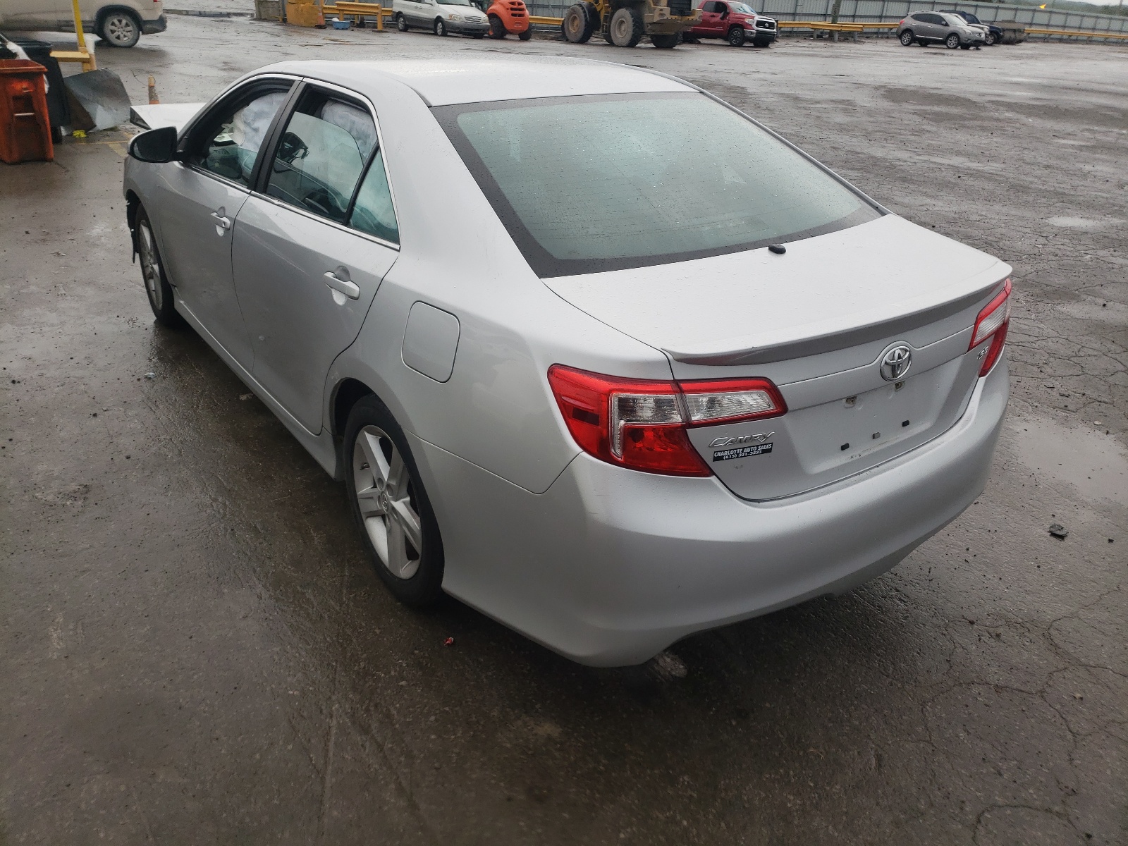 Photo 3 from auction – 2014 TOYOTA CAMRY L with VIN 4T1BF1FK6EU331392