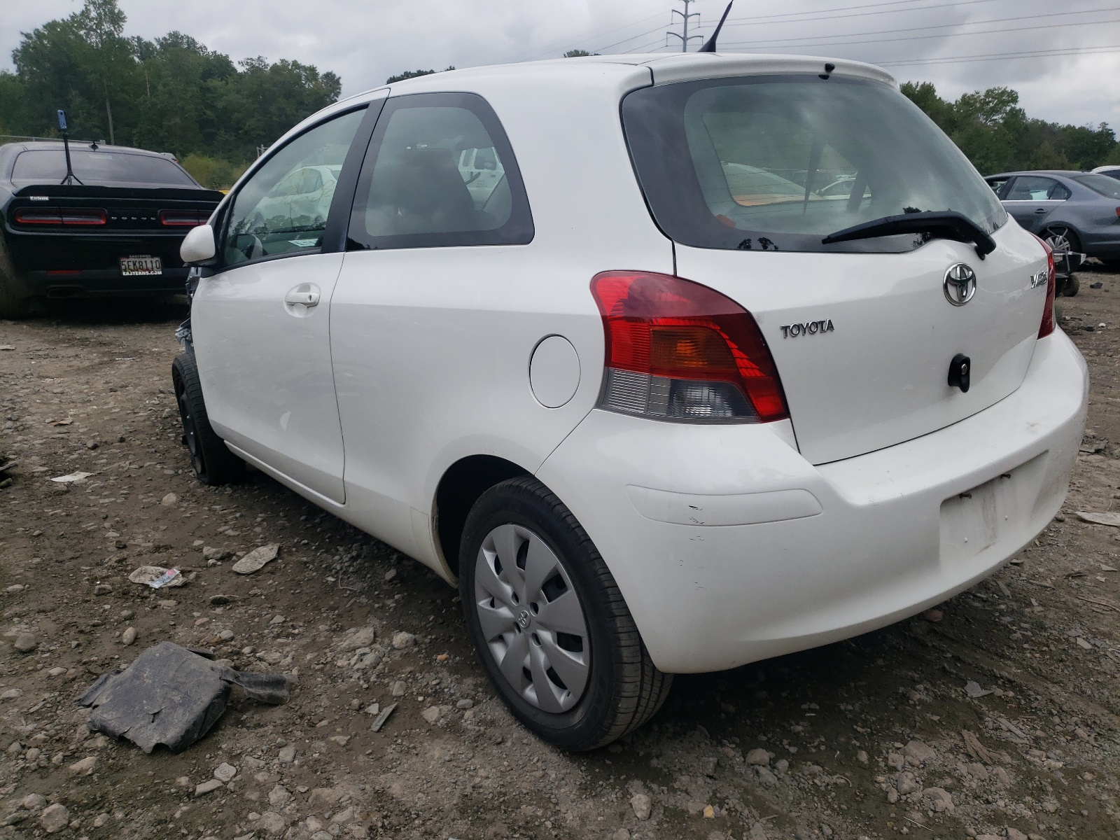 Photo 3 from auction – 2011 TOYOTA YARIS with VIN JTDJT4K32B5326219
