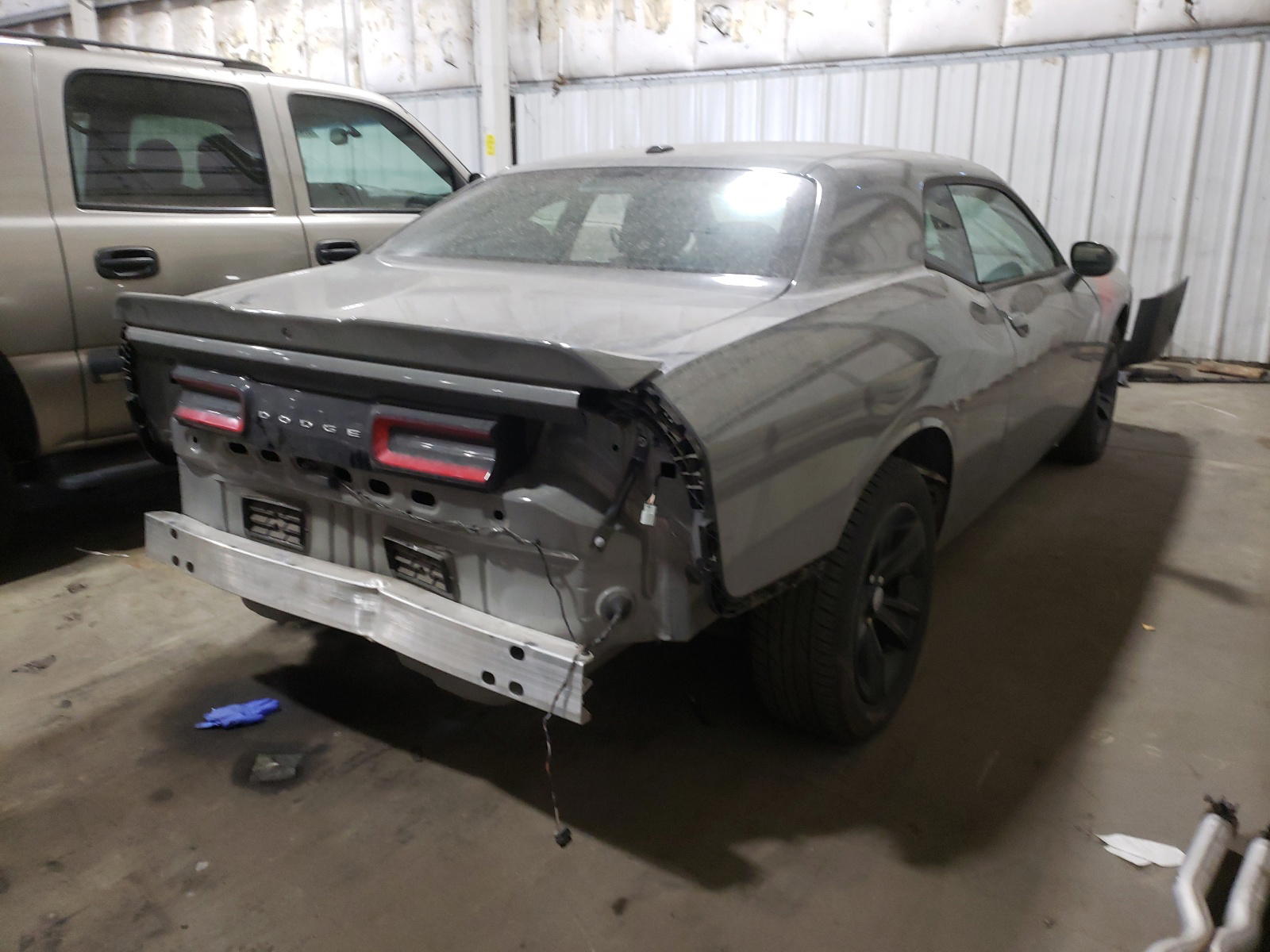 Photo 4 from auction – 2018 DODGE CHALLENGER with VIN 2C3CDZAG2JH241660