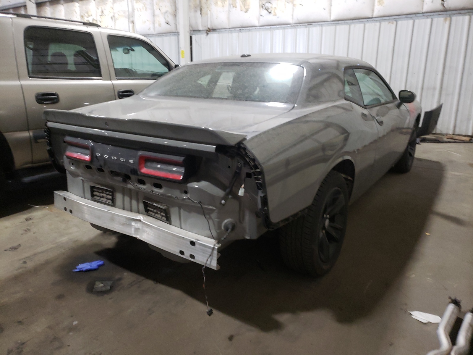 Снимка 4 от търг – 2018 DODGE CHALLENGER с VIN 2C3CDZAG2JH241660