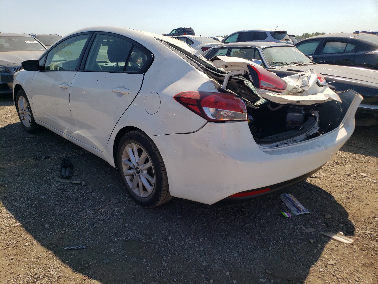 Photo 3 from auction – 2017 KIA FORTE LX with VIN 3KPFL4A78HE151627