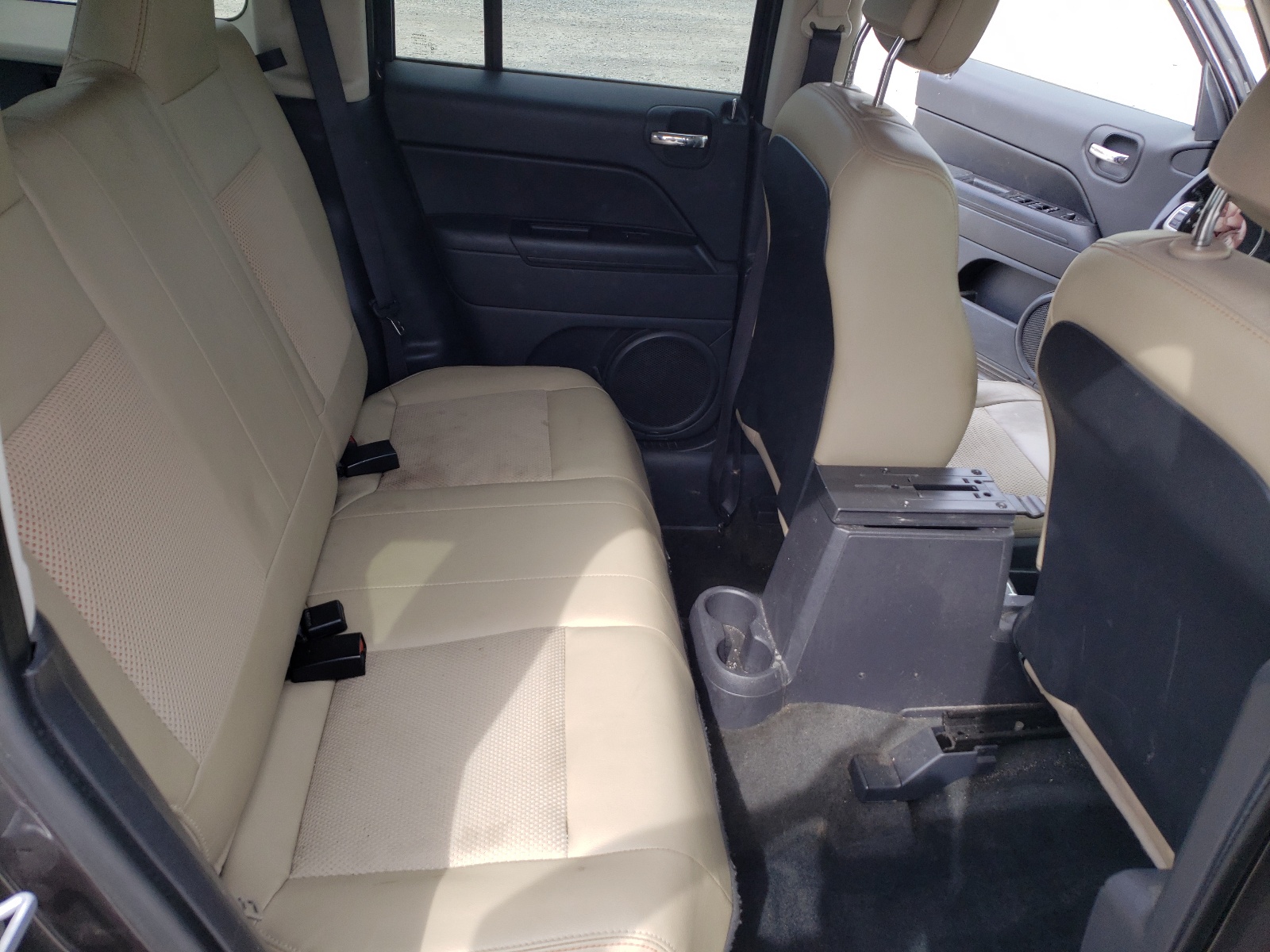 Photo 6 from auction – 2017 JEEP PATRIOT SP with VIN 1C4NJRBB1HD100800
