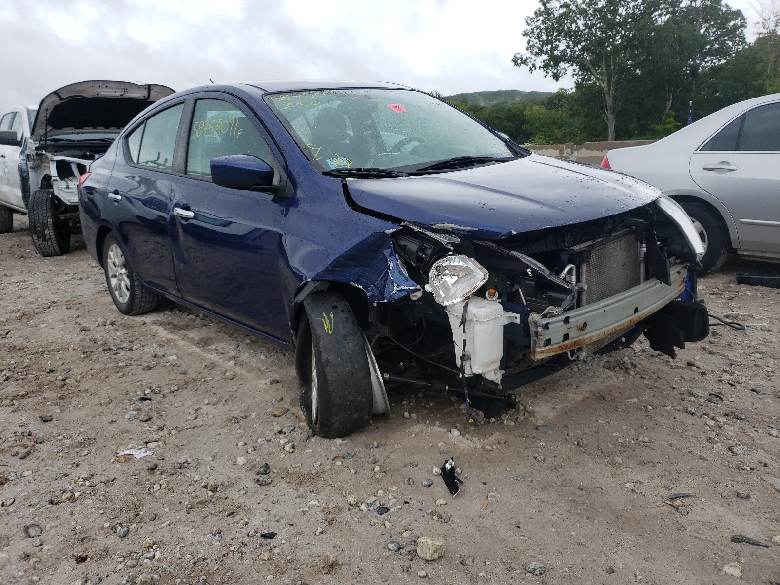 NISSAN VERSA 2018 with VIN 3N1CN7AP5JL881689 - Photo from auction