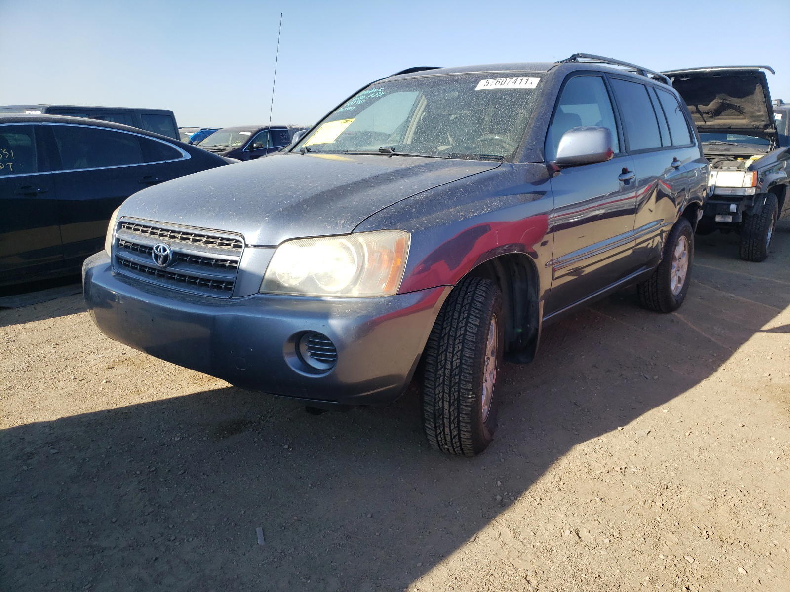 Photo 2 from auction – 2002 TOYOTA HIGHLANDER with VIN JTEHF21A020047466