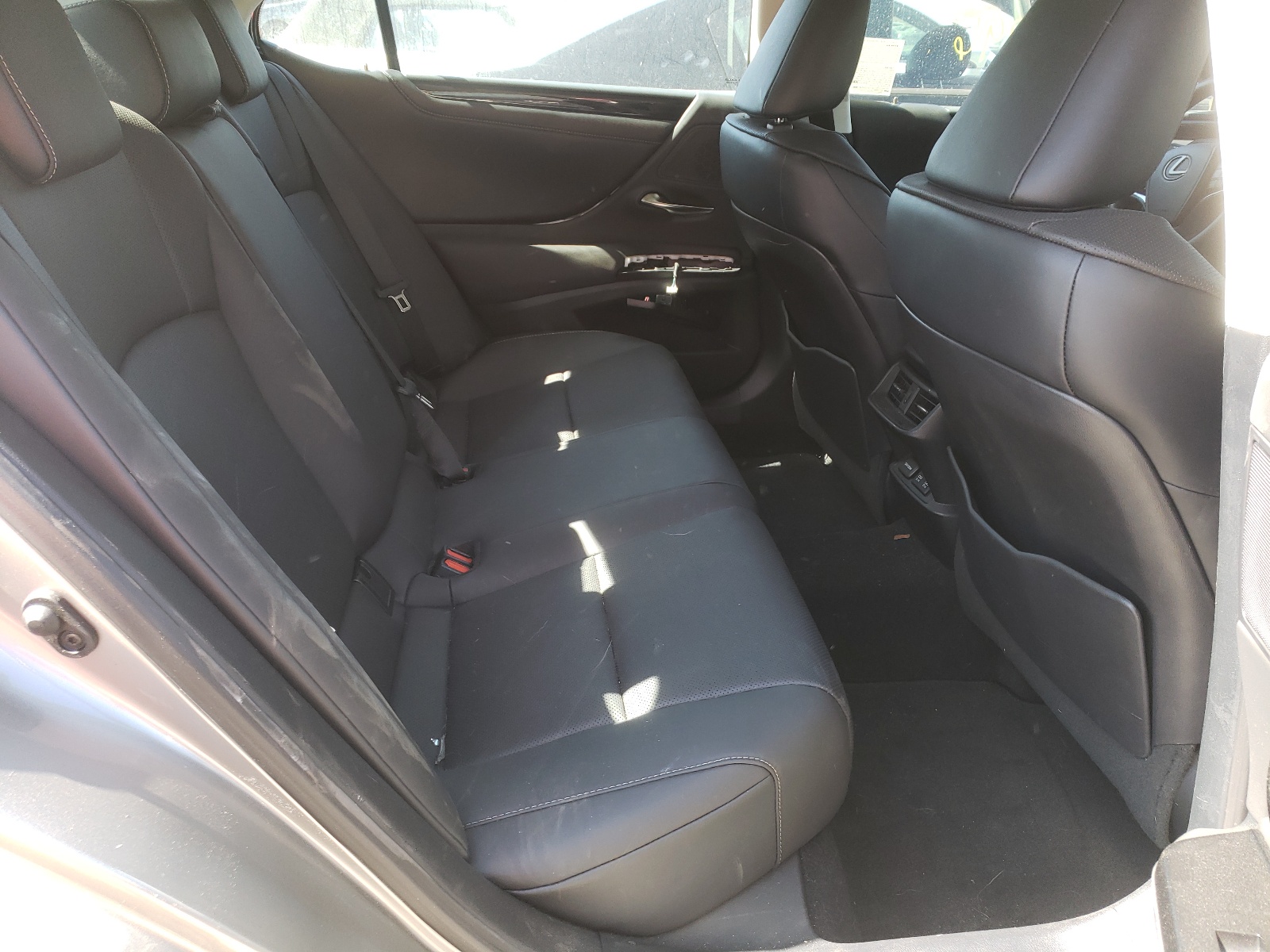 Photo 6 from auction – 2021 LEXUS ES 350 BAS with VIN 58ADZ1B10MU088411
