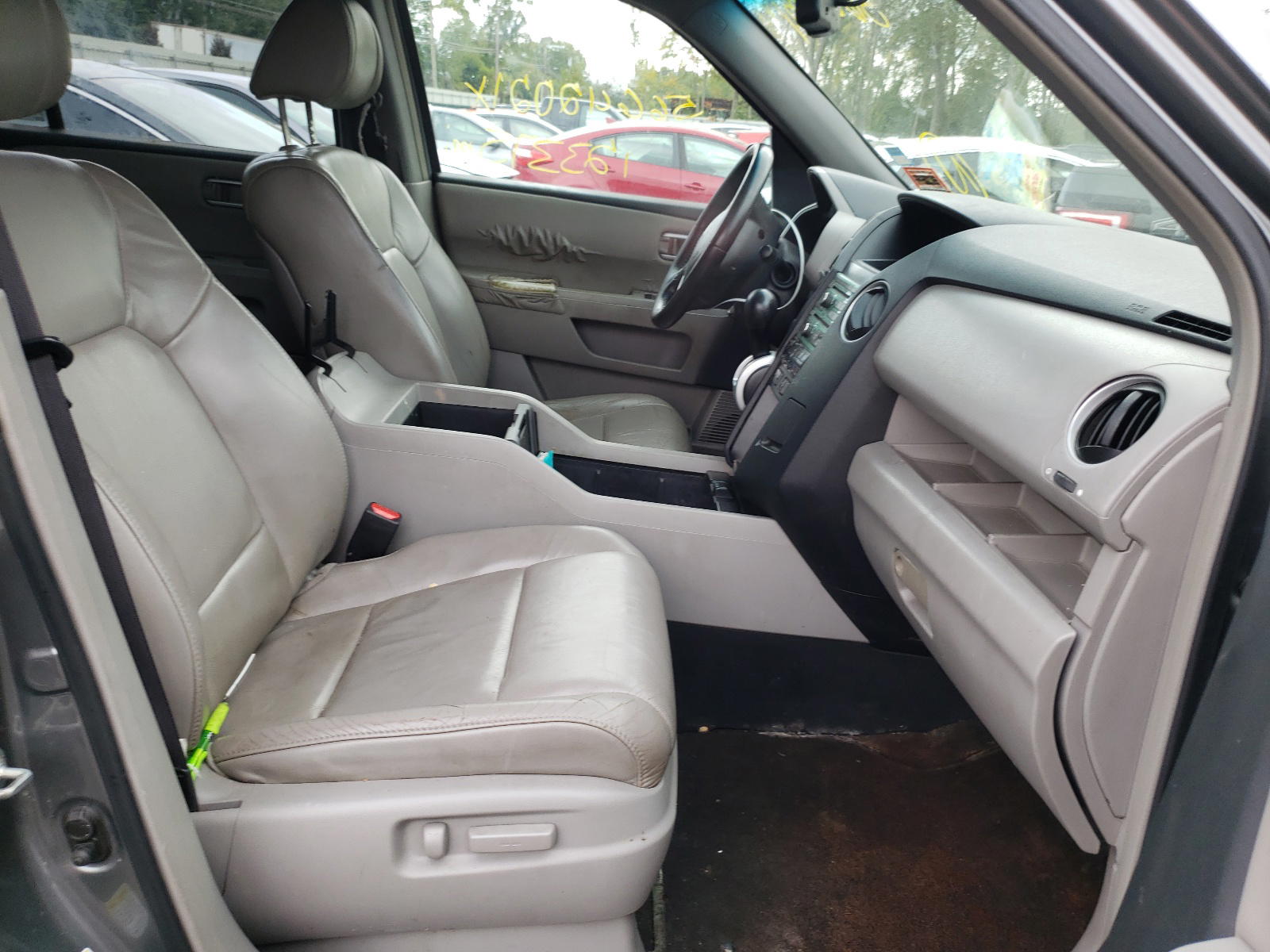 Photo 5 from auction – 2009 HONDA PILOT EXL with VIN 5FNYF48699B023874
