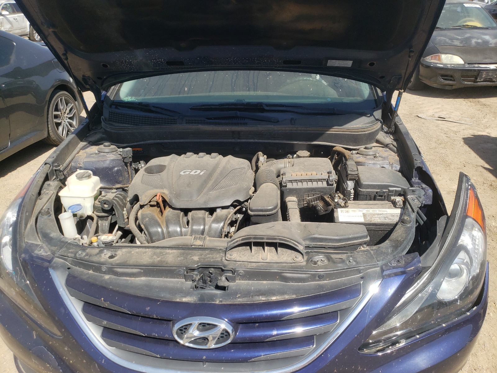 Photo 7 from auction – 2014 HYUNDAI SONATA GLS with VIN 5NPEB4AC4EH854435