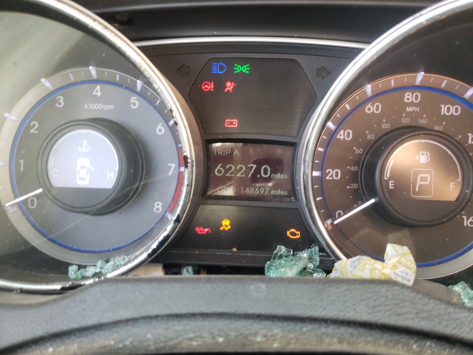 Photo 8 from auction – 2014 HYUNDAI SONATA GLS with VIN 5NPEB4AC4EH854435