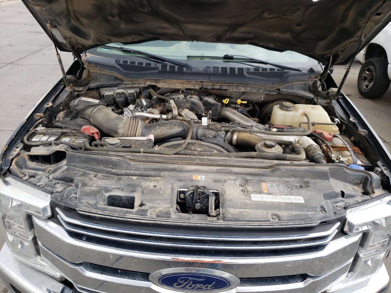 Photo 7 from auction – 2017 FORD F350 SUPER with VIN 1FT8W3BT7HED77837