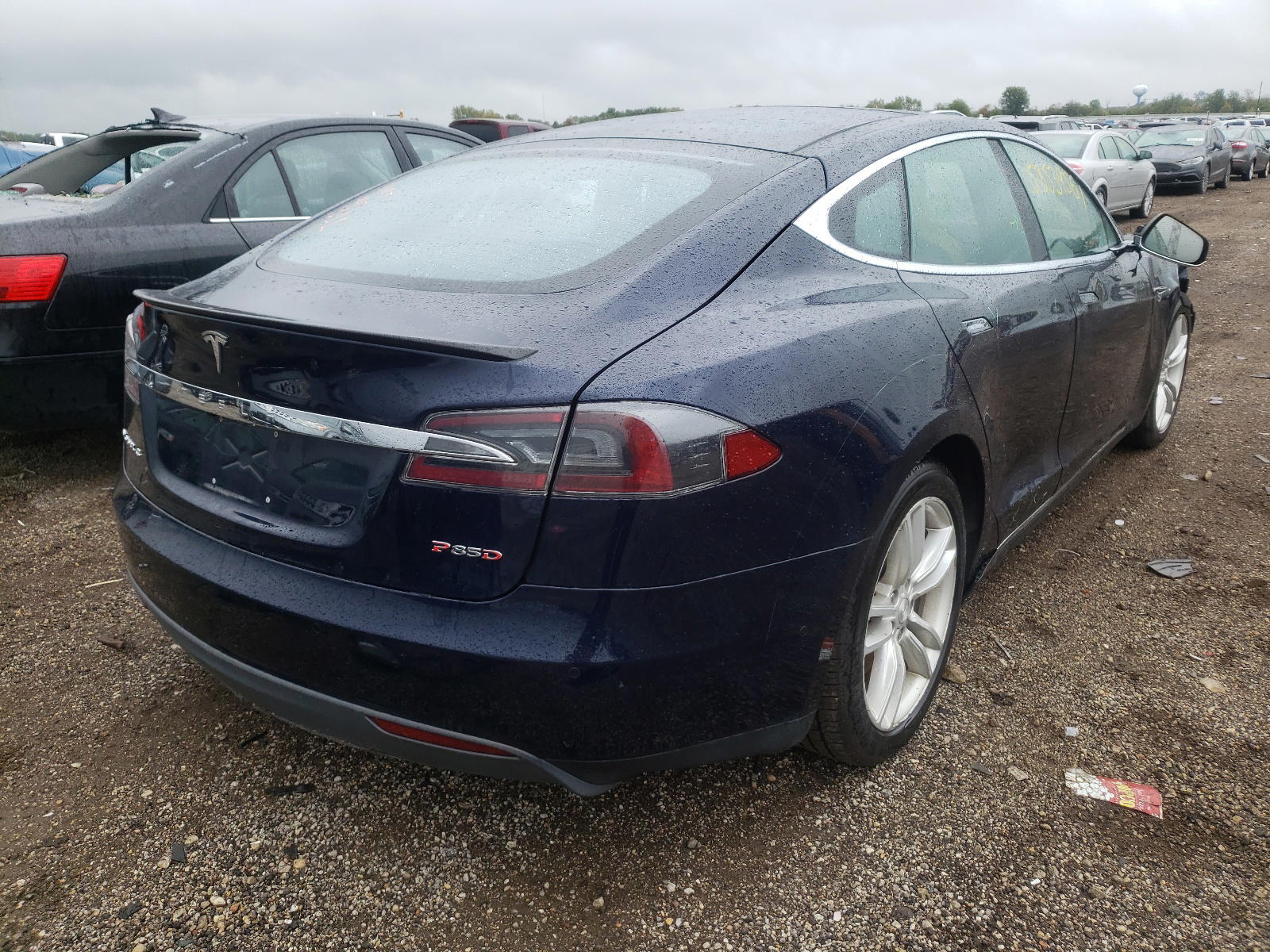 Photo 4 from auction – 2015 TESLA MODEL S 85 with VIN 5YJSA1H27FFP75214