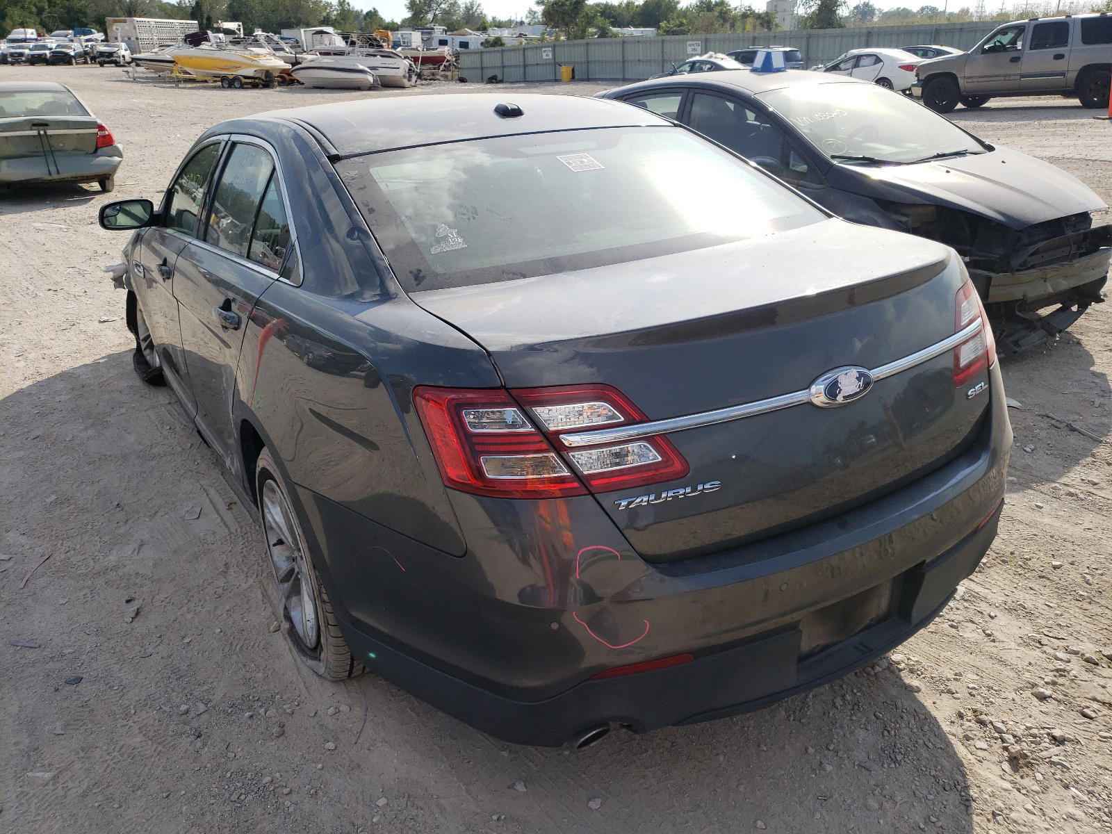 Photo 3 from auction – 2017 FORD TAURUS SEL with VIN 1FAHP2E8XHG109843