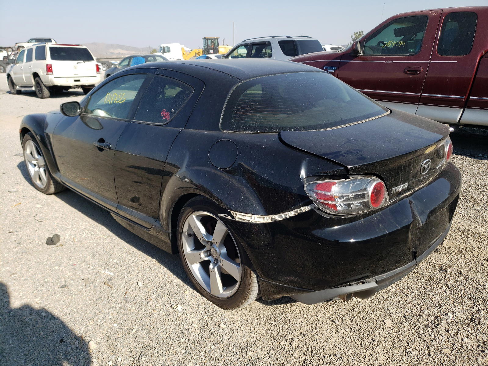 Photo 3 from auction – 2004 MAZDA RX8 with VIN JM1FE173140120428