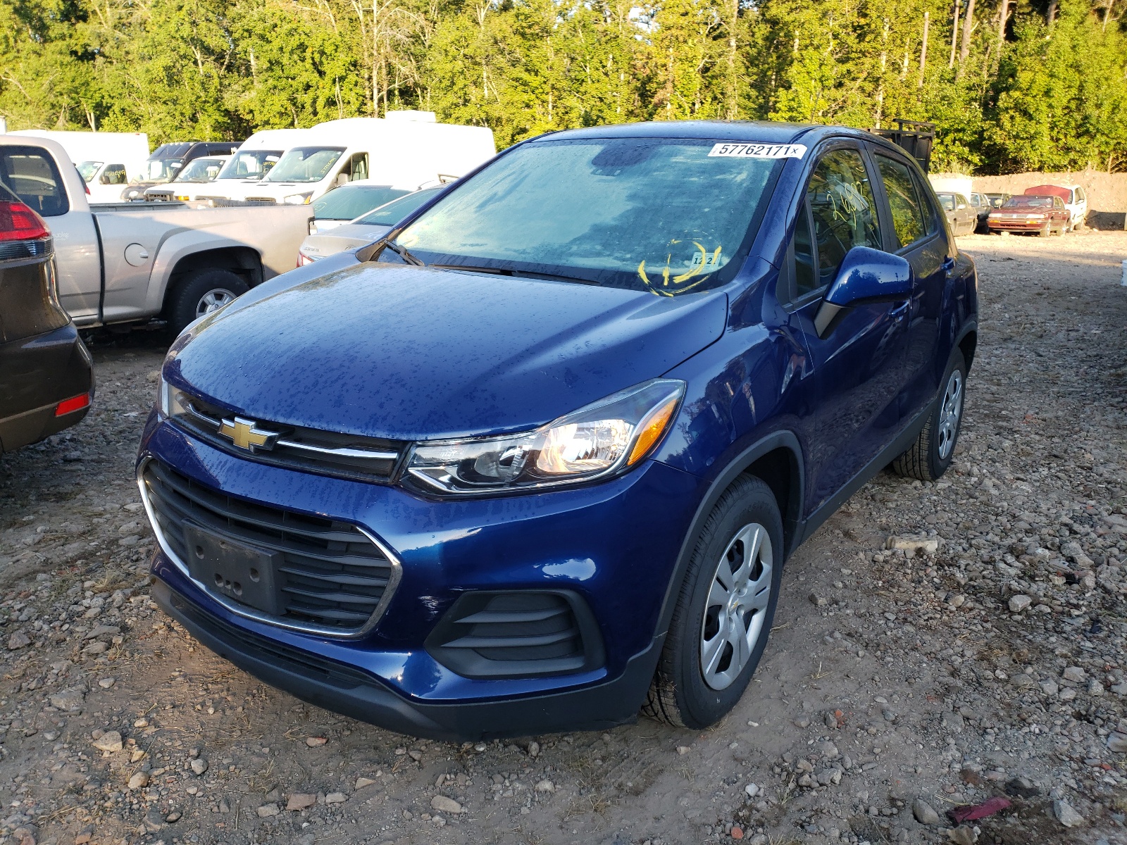 Photo 2 from auction – 2017 CHEVROLET TRAX LS with VIN 3GNCJKSB8HL157950