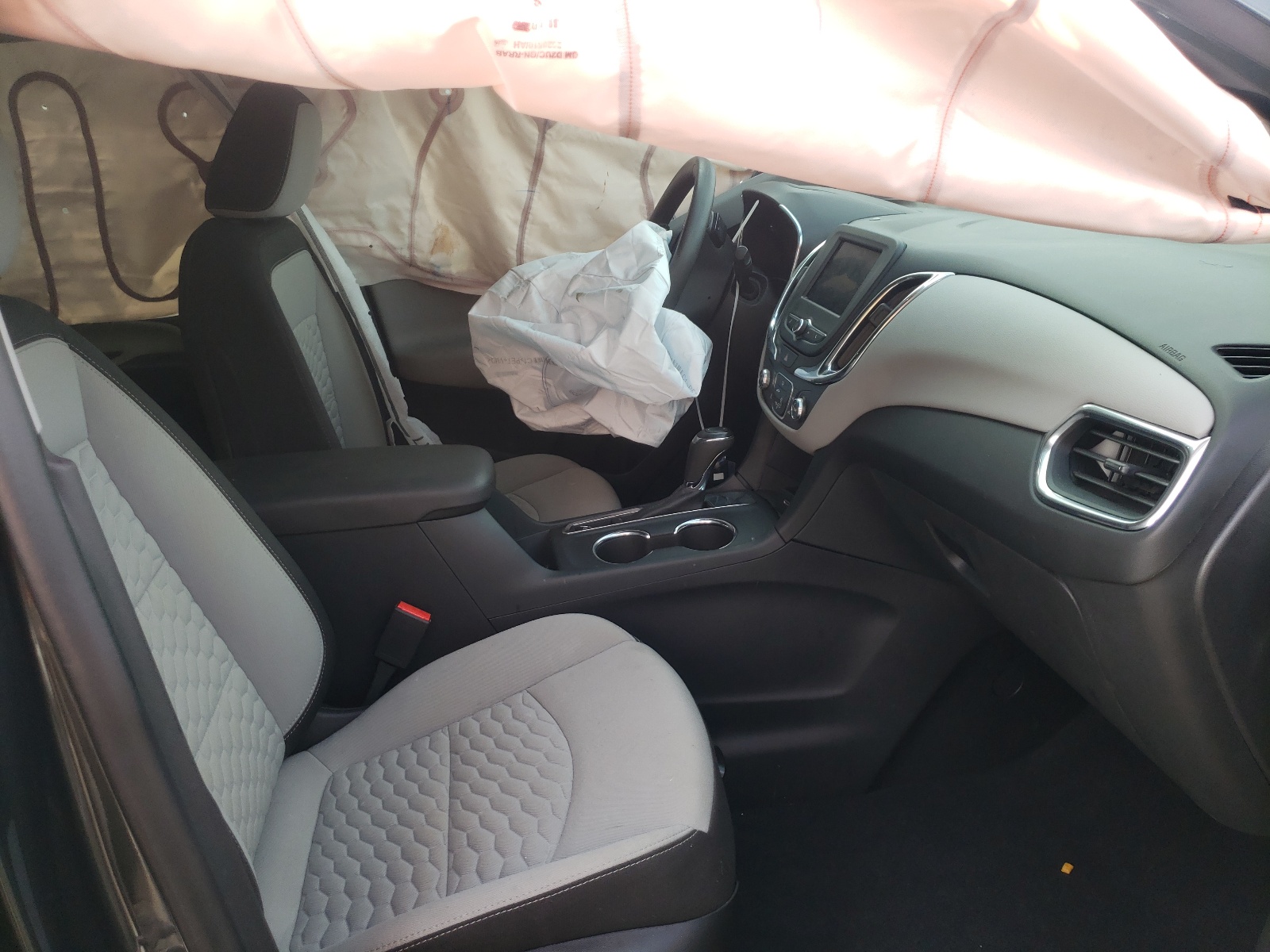 Photo 5 from auction – 2020 CHEVROLET EQUINOX LS with VIN 3GNAXHEV5LS516295