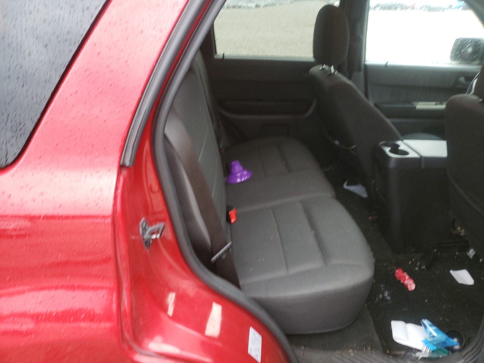 Photo 6 from auction – 2011 FORD ESCAPE XLT with VIN 1FMCU9DG8BKB11556