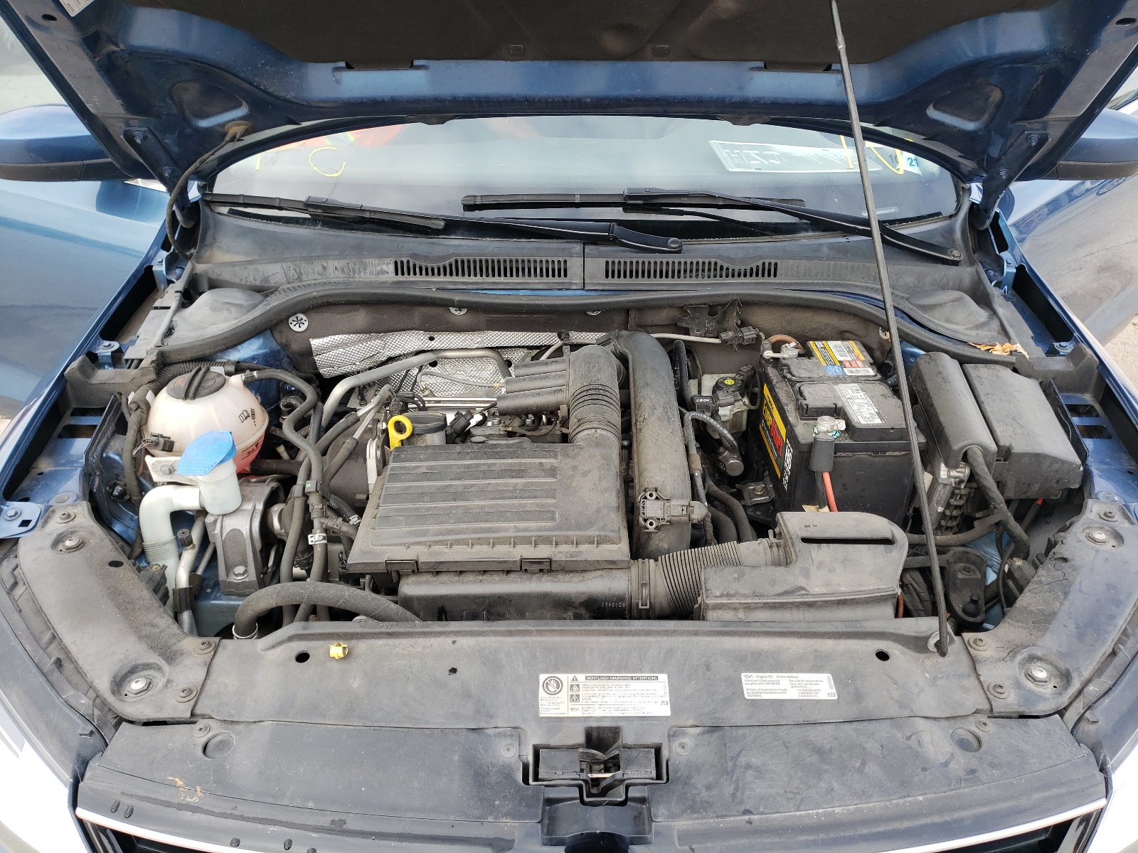 Photo 7 from auction – 2017 VOLKSWAGEN JETTA S with VIN 3VW2B7AJ8HM225100