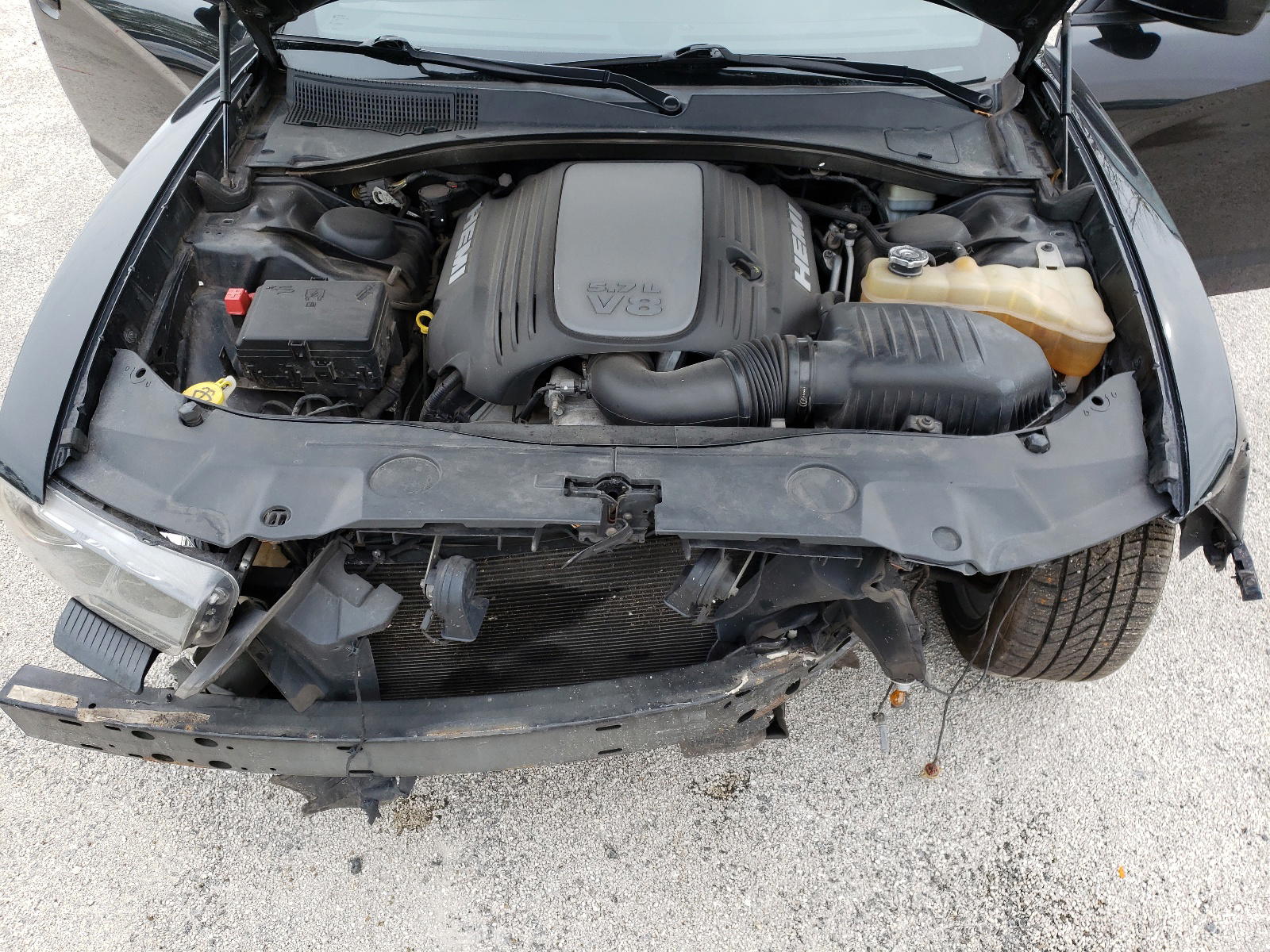 Photo 7 from auction – 2011 DODGE CHARGER R/ with VIN 2B3CL5CT4BH539406