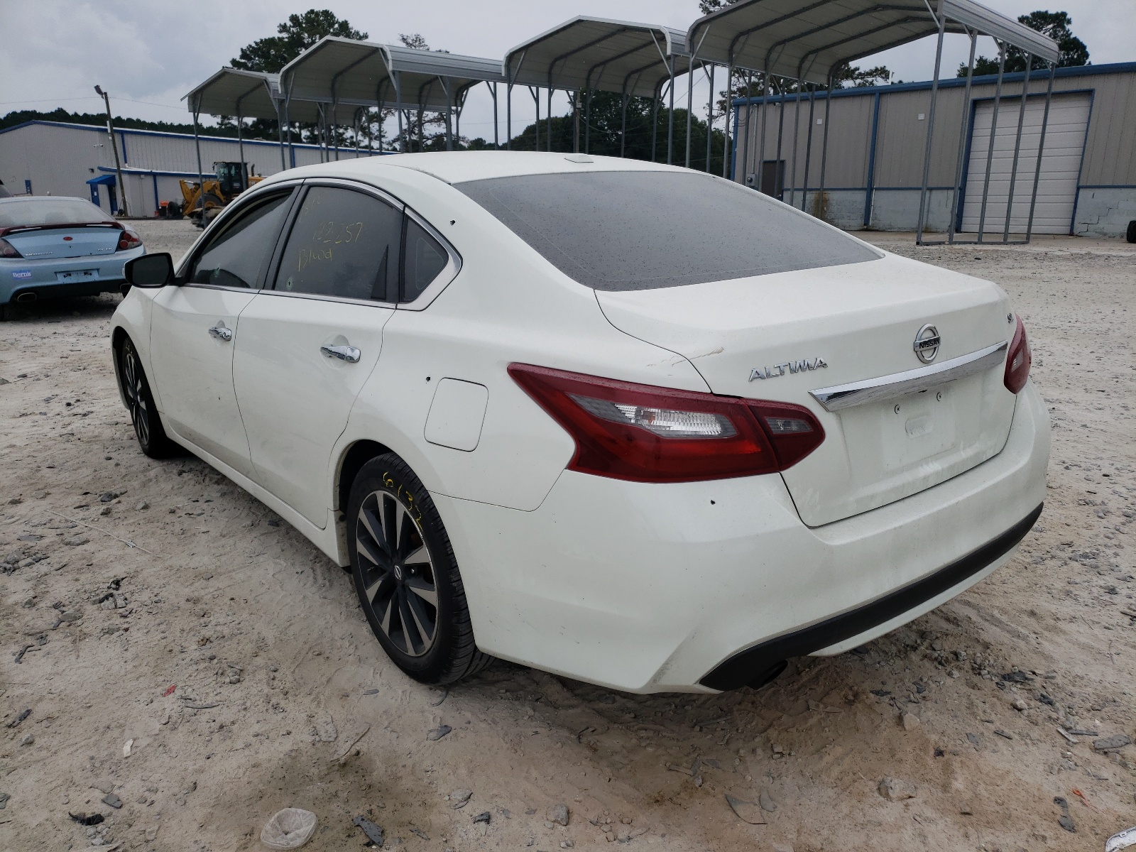 Photo 3 from auction – 2018 NISSAN ALTIMA 2.5 with VIN 1N4AL3AP9JC172820