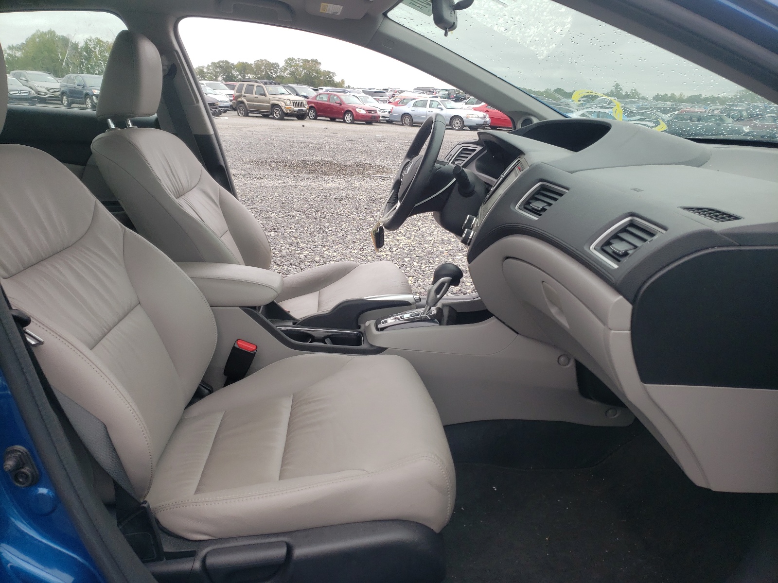 Photo 5 from auction – 2015 HONDA CIVIC EXL with VIN 2HGFB2F93FH504859