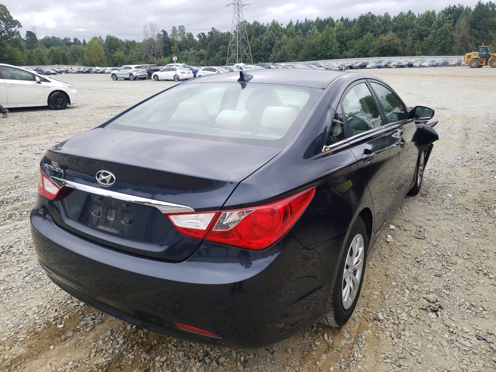 Photo 4 from auction – 2011 HYUNDAI SONATA GLS with VIN 5NPEB4AC4BH137769
