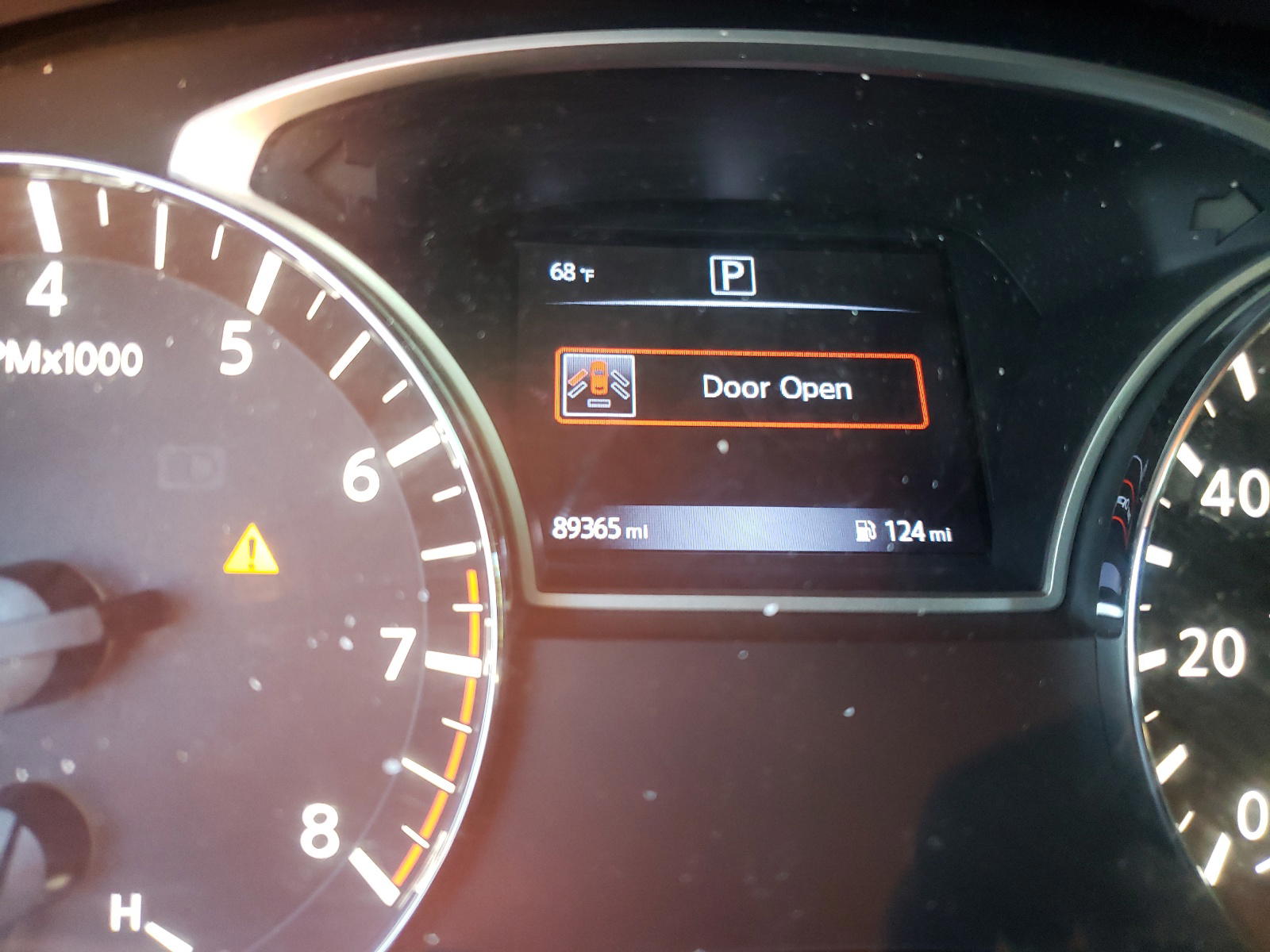 Photo 8 from auction – 2017 NISSAN PATHFINDER with VIN 5N1DR2MN4HC653283