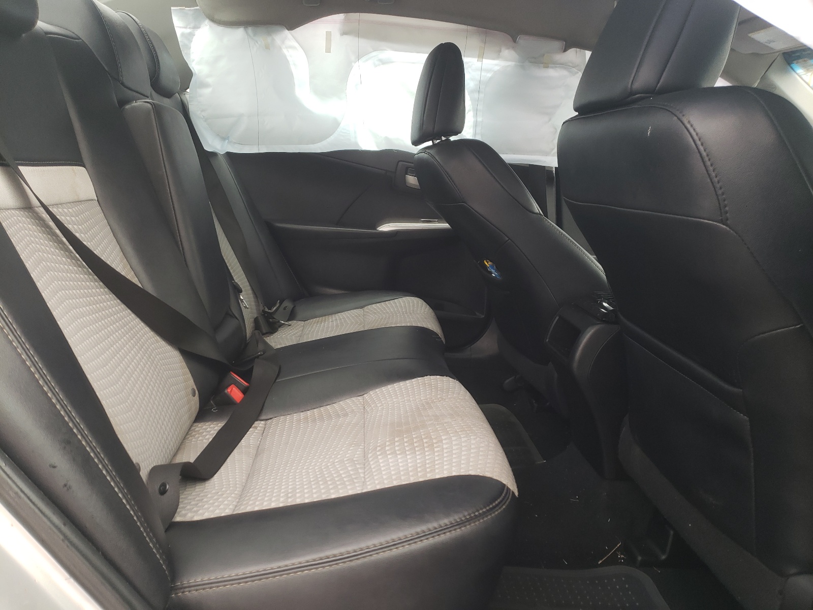 Photo 6 from auction – 2014 TOYOTA CAMRY L with VIN 4T1BF1FK6EU331392