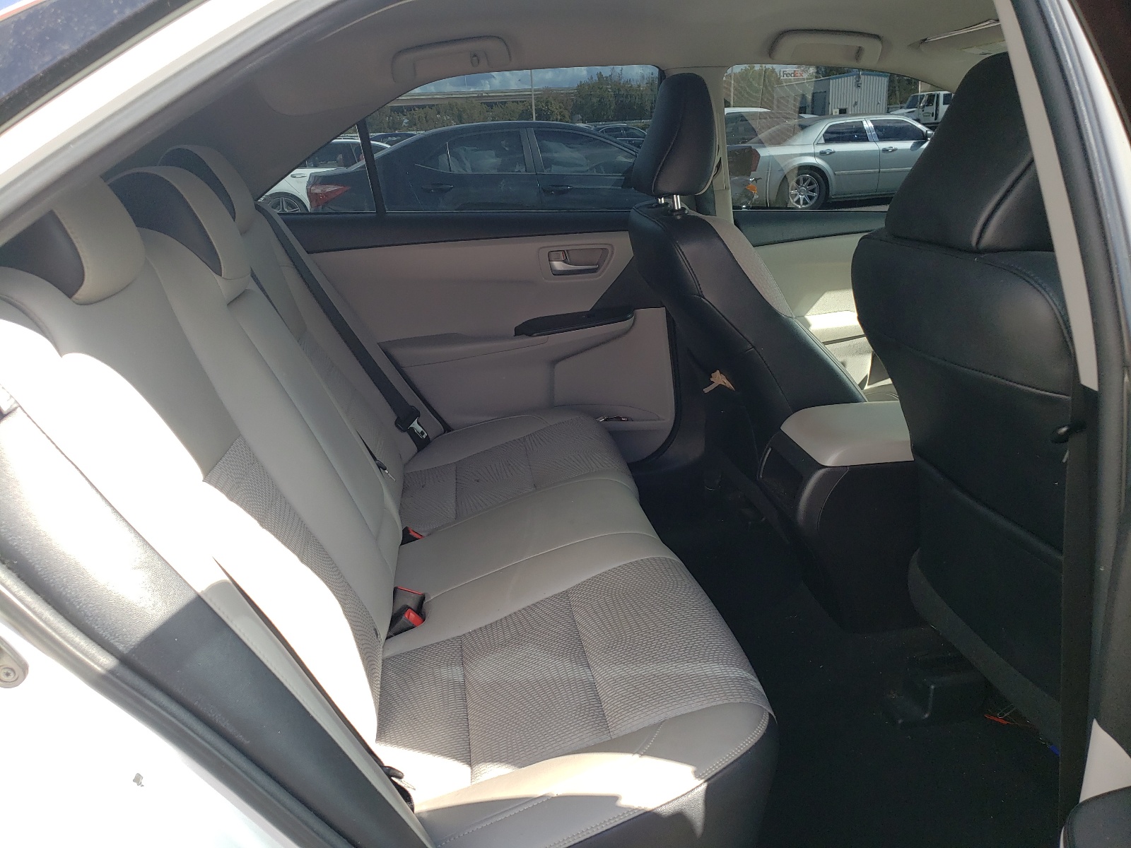 Photo 6 from auction – 2016 TOYOTA CAMRY LE with VIN 4T1BF1FKXGU176834