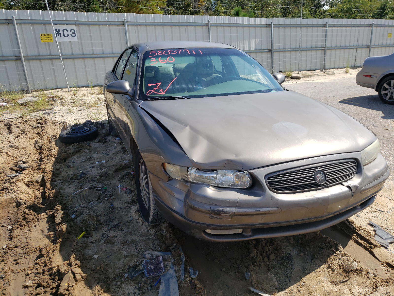 BUICK REGAL LS 2002 with VIN 2G4WB55K421292217 - Photo from auction