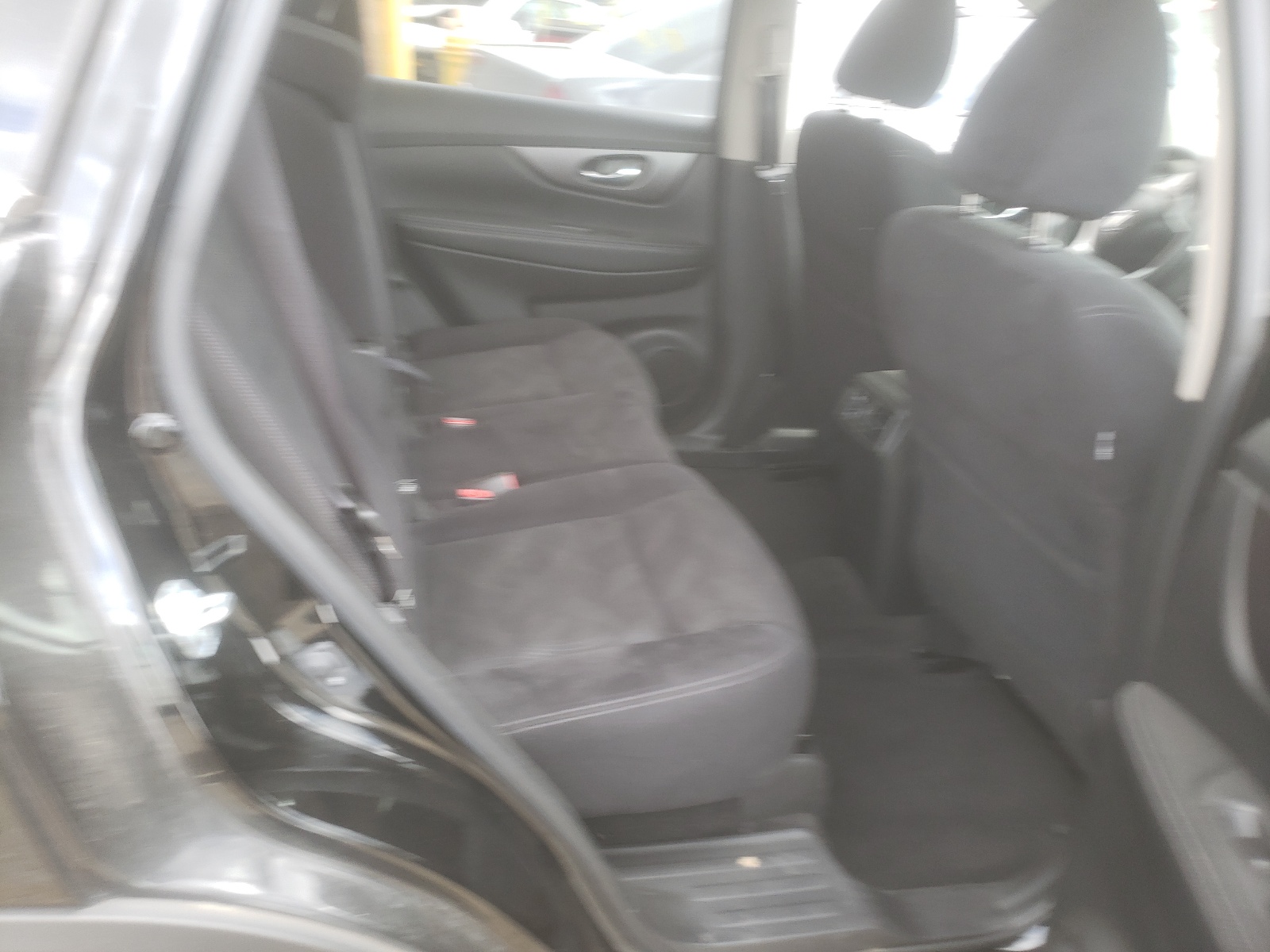 Photo 6 from auction – 2016 NISSAN ROGUE S with VIN JN8AT2MT6GW024391