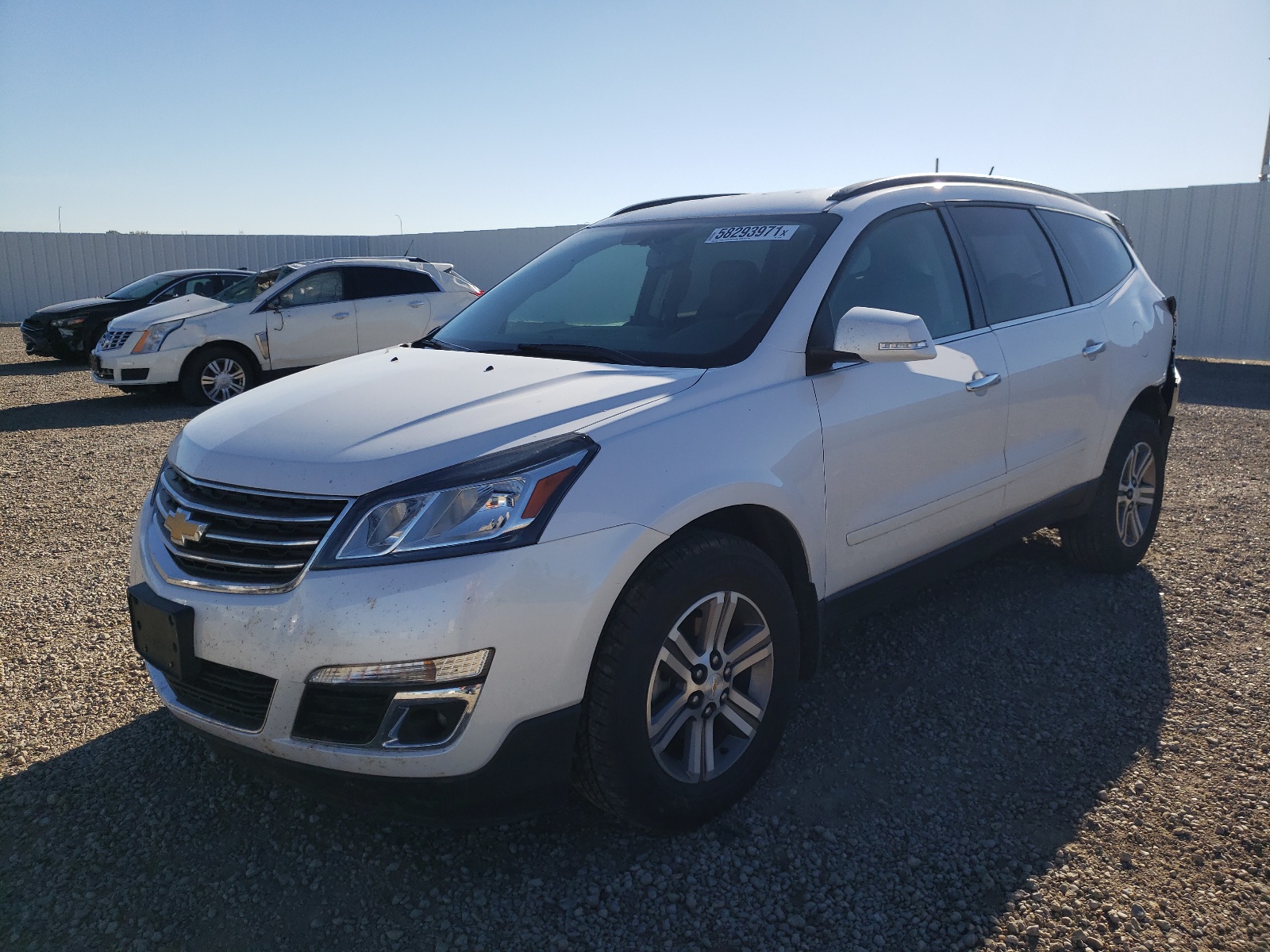 Photo 2 from auction – 2016 CHEVROLET TRAVERSE L with VIN 1GNKVGKD5GJ346740