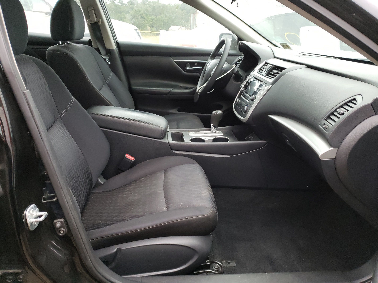 Photo 5 from auction – 2017 NISSAN ALTIMA 2.5 with VIN 1N4AL3AP7HC235519