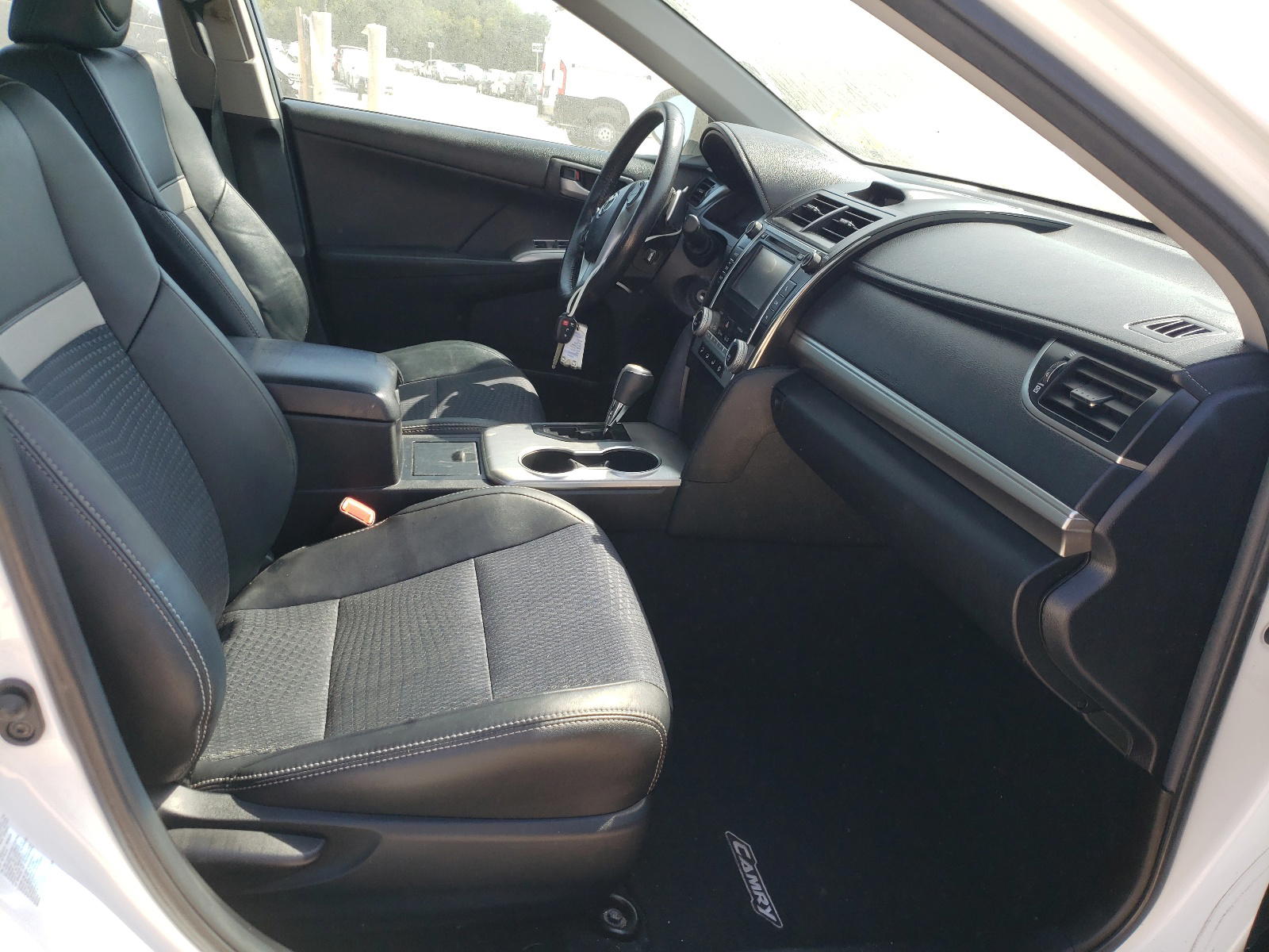Photo 5 from auction – 2012 TOYOTA CAMRY BASE with VIN 4T1BF1FK5CU561471