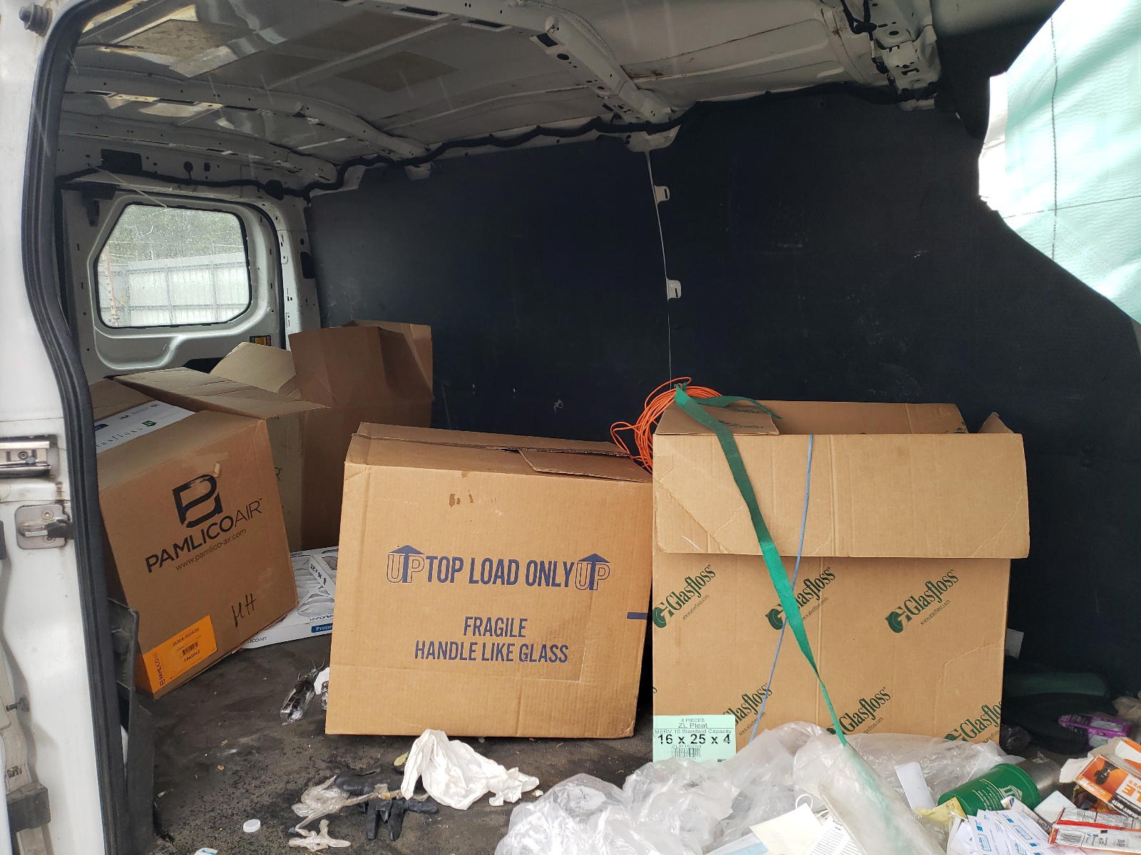 Photo 6 from auction – 2018 FORD TRANSIT T- with VIN 1FTYR2YM9JKA94557