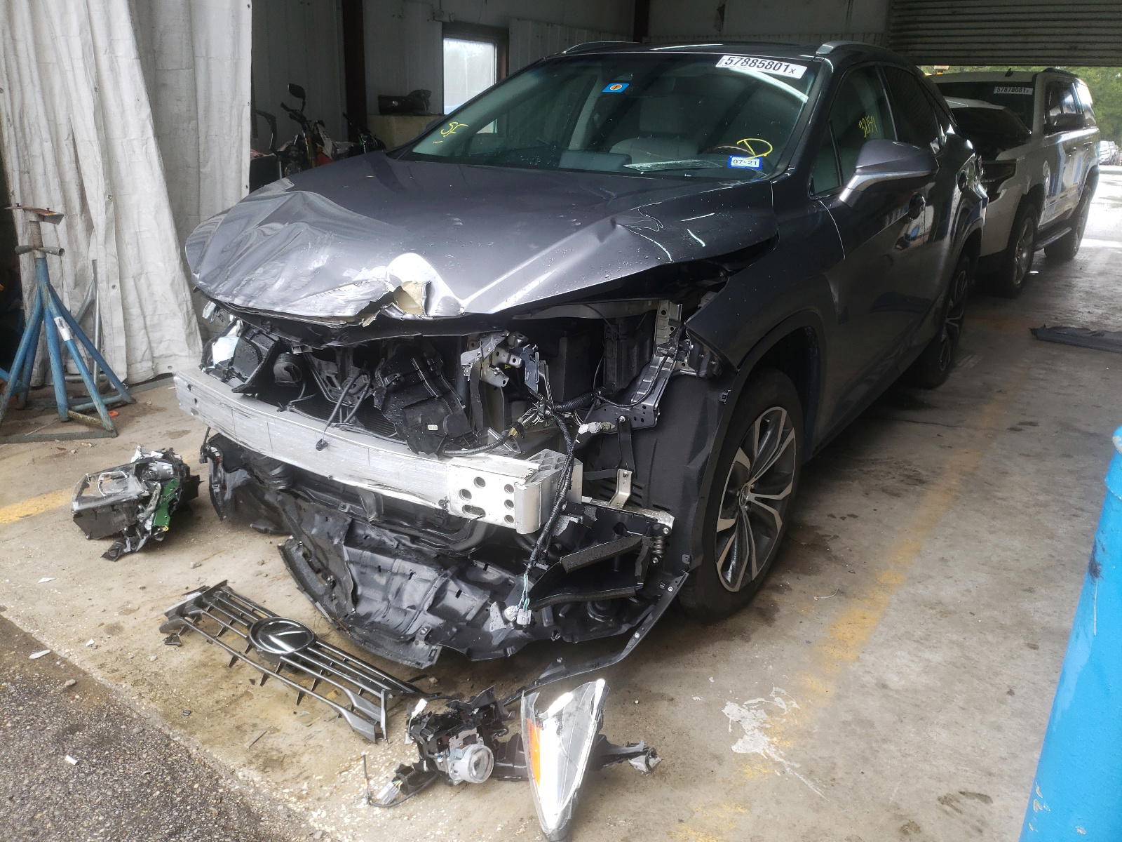 Photo 2 from auction – 2019 LEXUS RX 350 BAS with VIN 2T2ZZMCA9KC147074