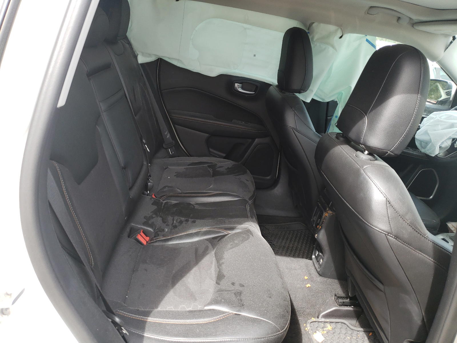 Photo 6 from auction – 2018 JEEP COMPASS LA with VIN 3C4NJDBB8JT114437