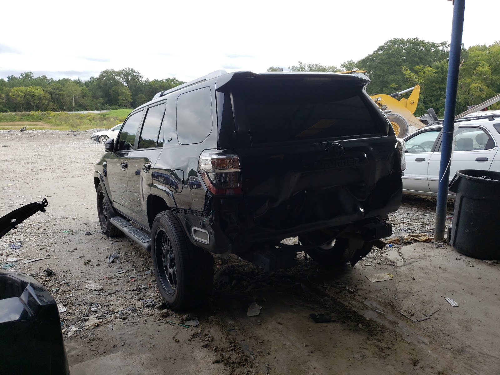 Zdjęcie 3 z aukcji – 2016 TOYOTA 4RUNNER SR z VIN JTEZU5JR1G5124468
