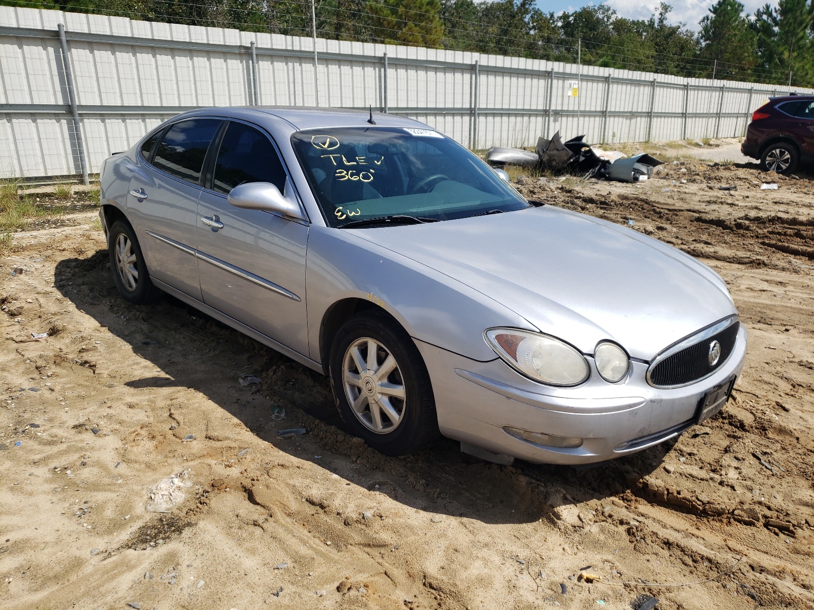 BUICK LACROSSE C 2005 with VIN 2G4WD532251266703 - Photo from auction