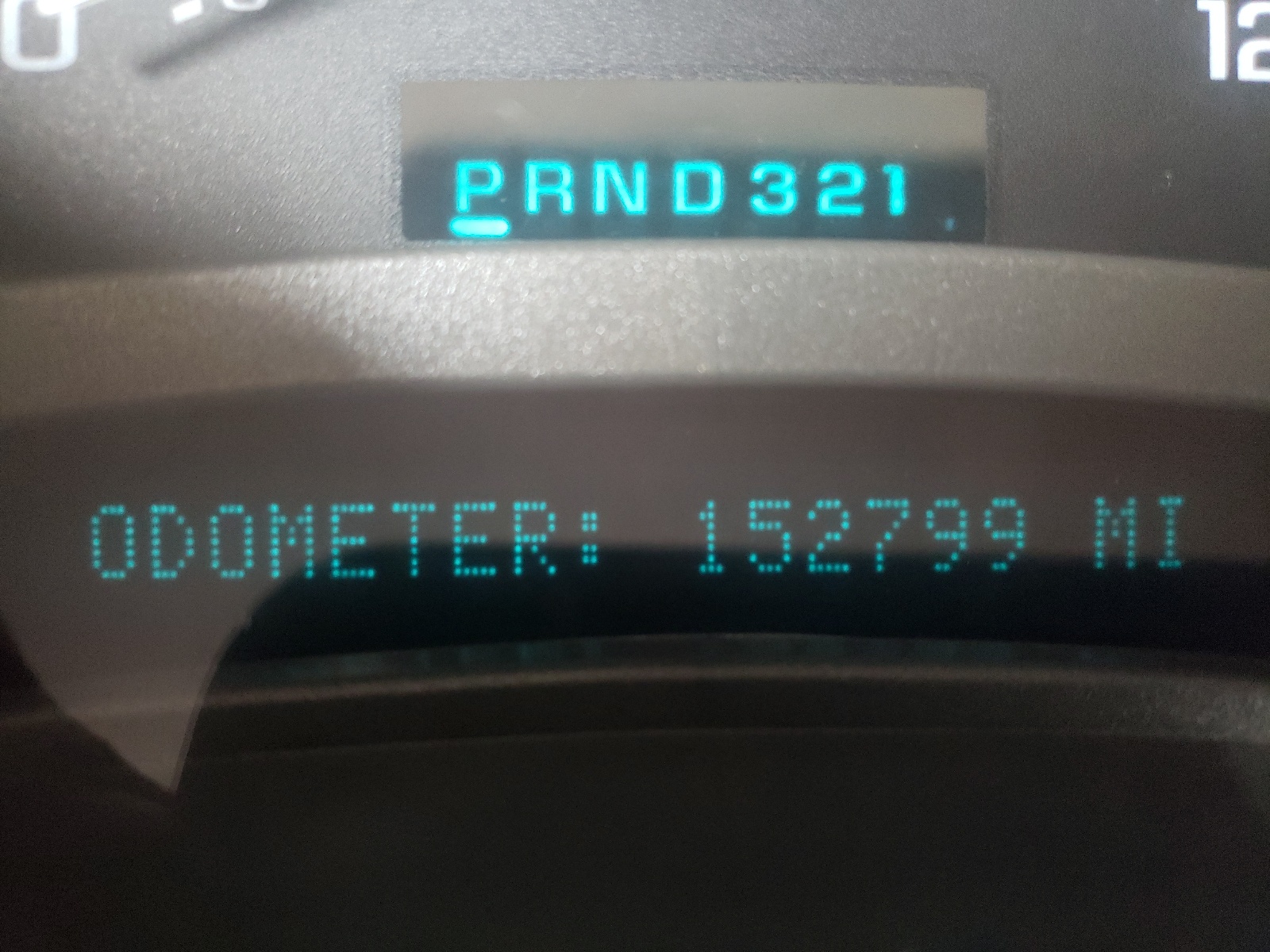 Photo 8 from auction – 2004 GMC YUKON DENA with VIN 1GKEK63U74J209029