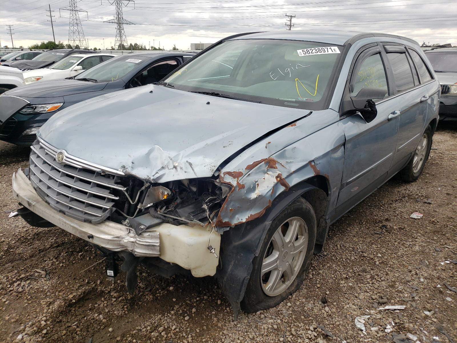 Photo 2 from auction – 2005 CHRYSLER PACIFICA with VIN 2C4GM68405R551930