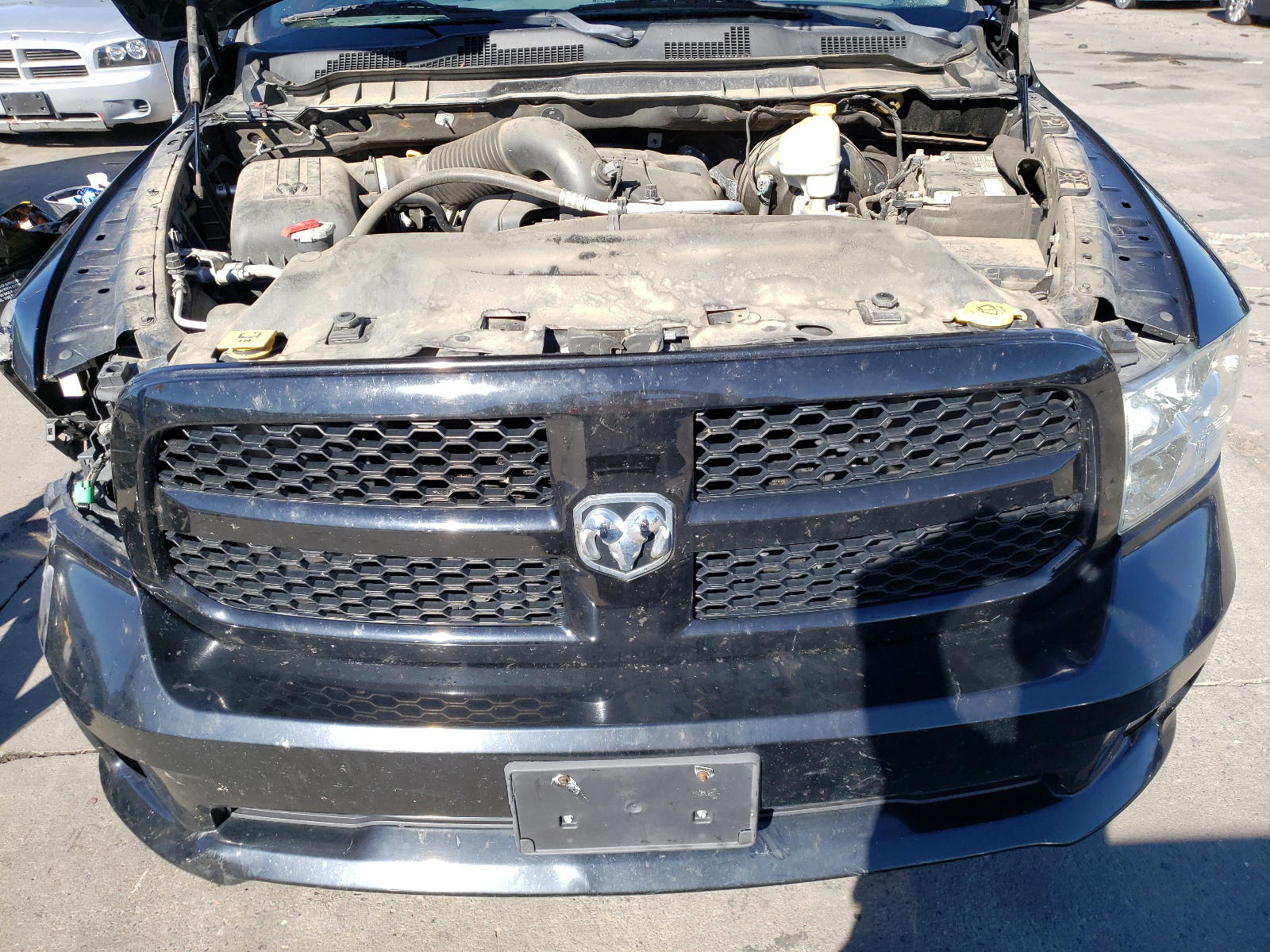 Photo 7 from auction – 2014 RAM 1500 ST with VIN 3C6JR7AT2EG104320