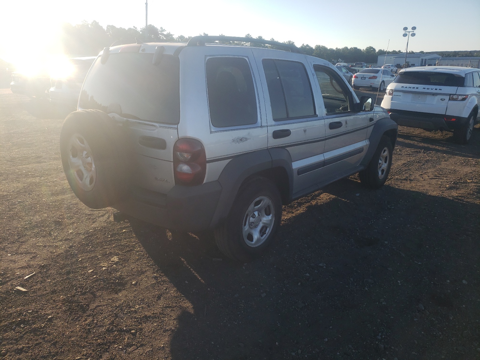 Photo 4 from auction – 2007 JEEP LIBERTY SP with VIN 1J4GL48K37W671554