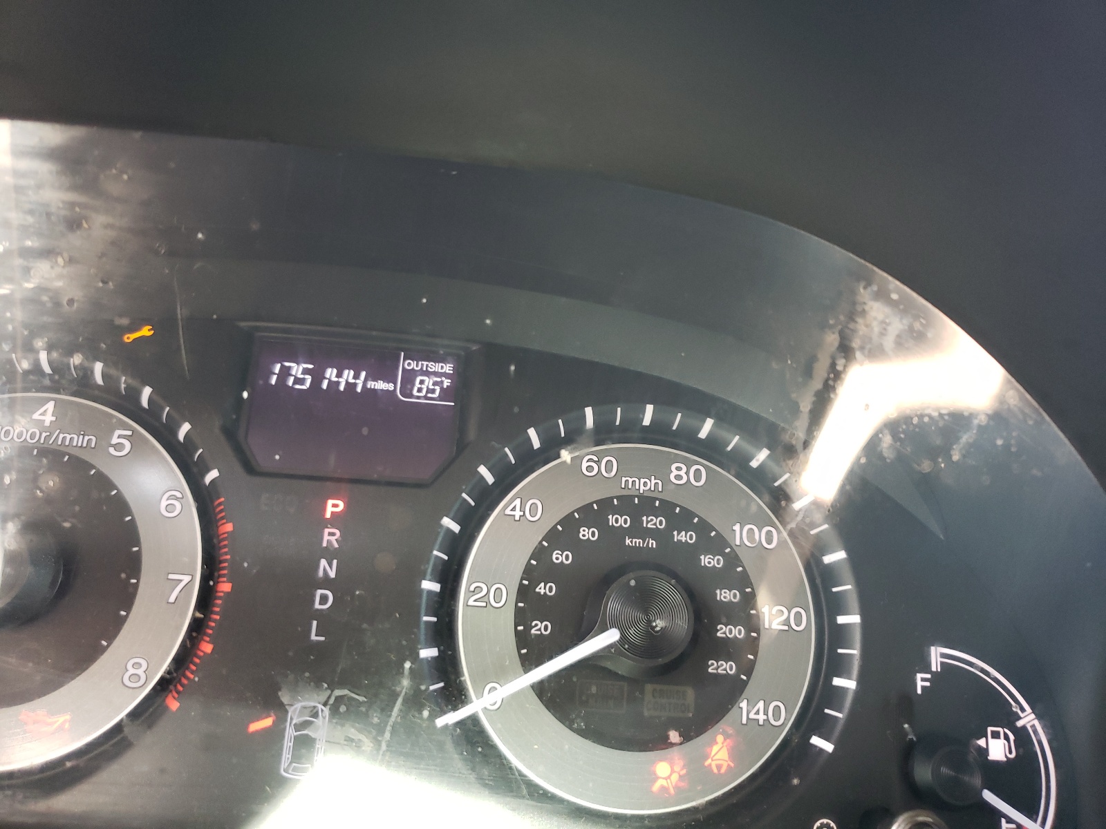Photo 8 from auction – 2016 HONDA ODYSSEY SE with VIN 5FNRL5H33GB051921