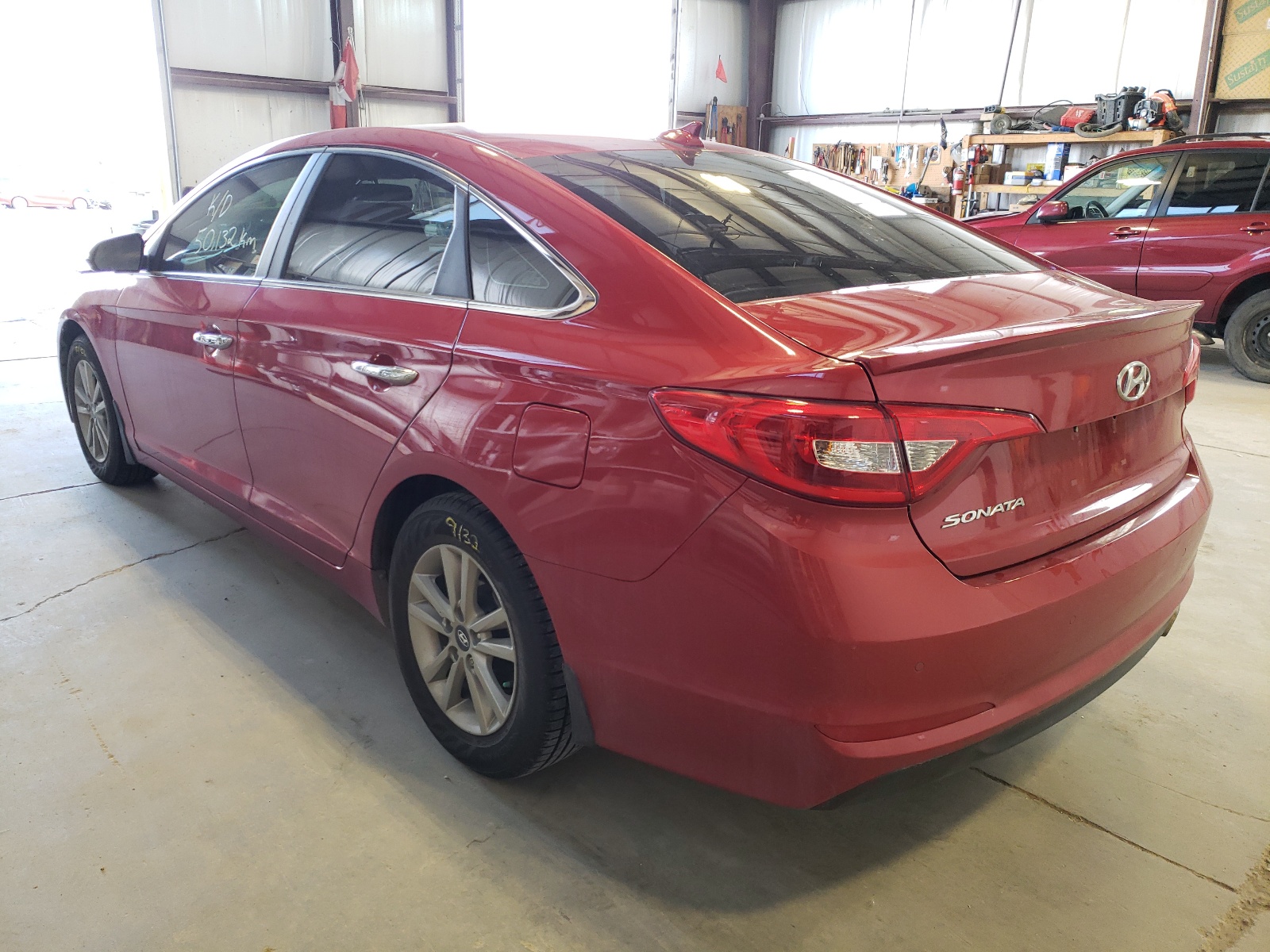 Photo 3 from auction – 2017 HYUNDAI SONATA SE with VIN 5NPE24AF5HH499032